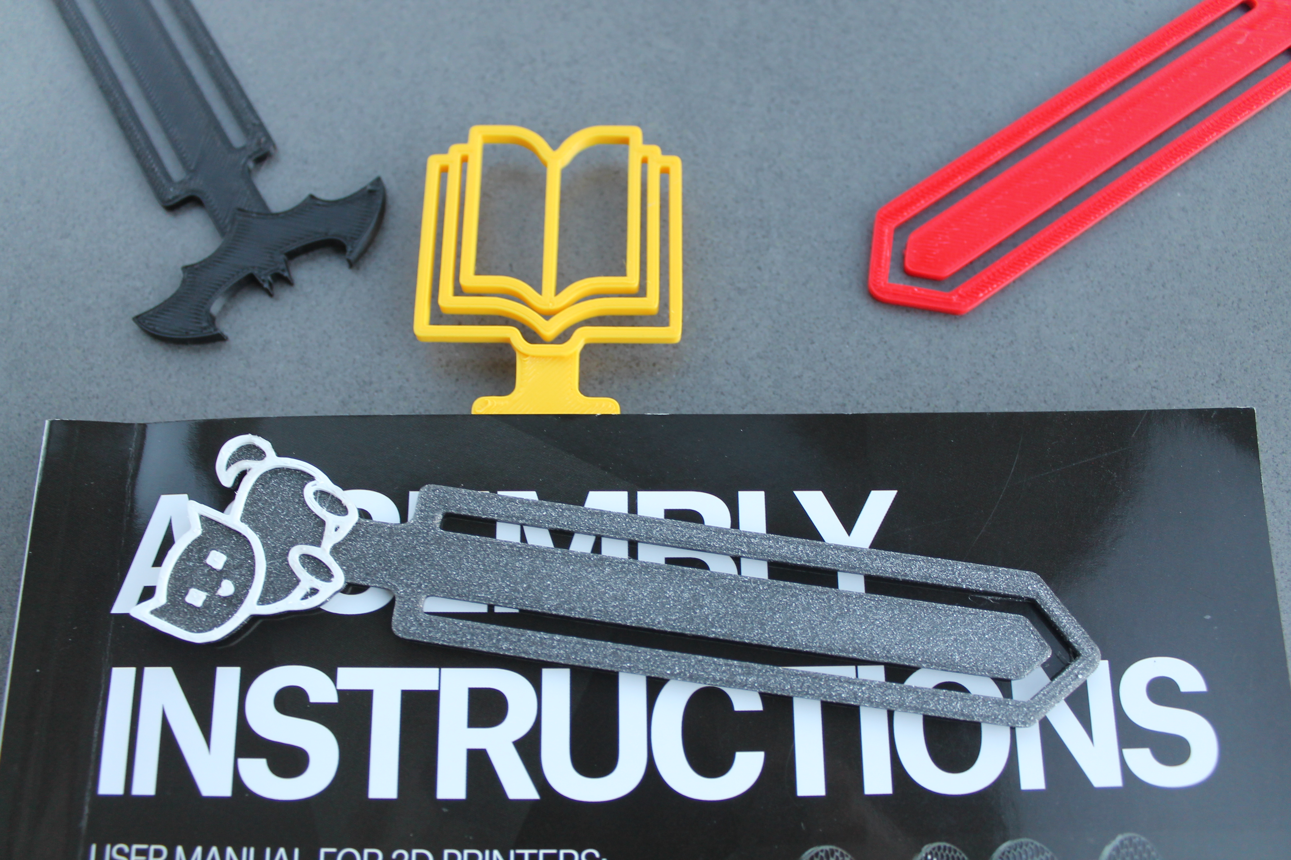 Miniatura 2 do modelo 3D Bookmark (customizable)