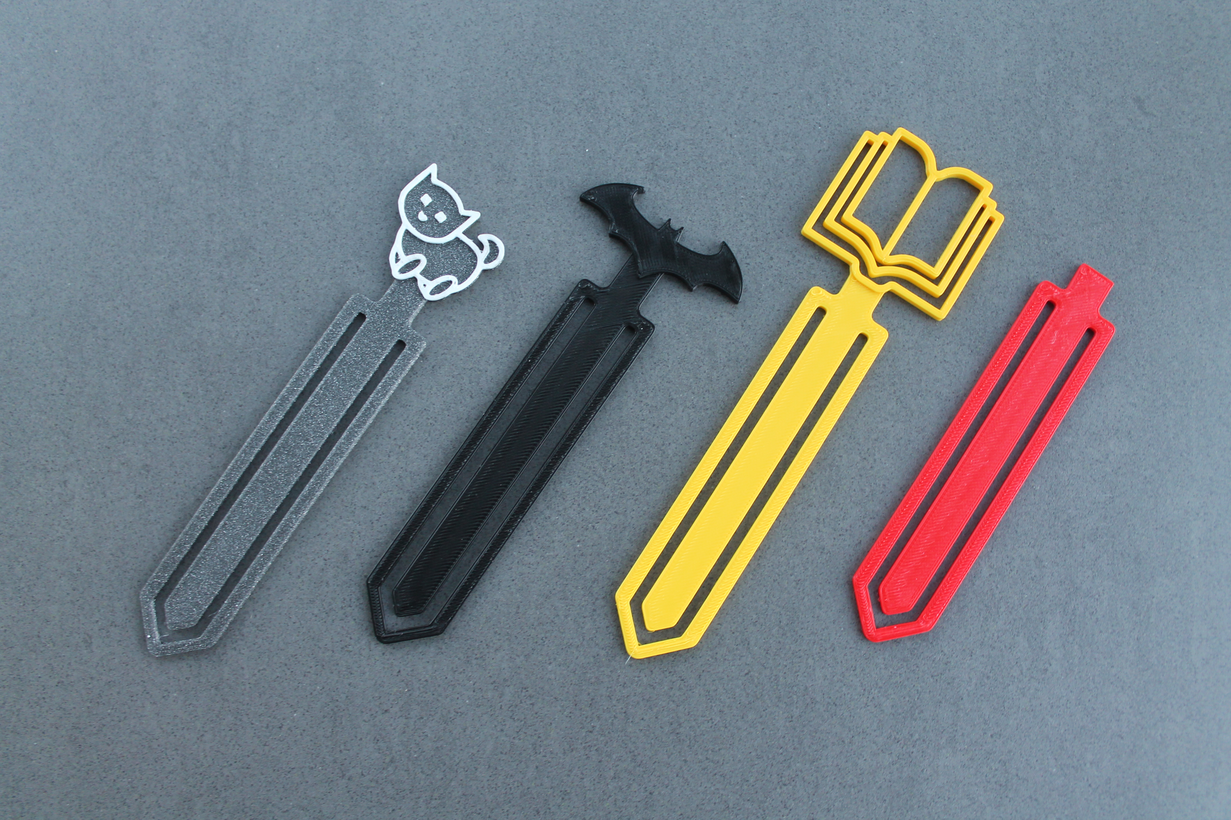 Miniatura 4 do modelo 3D Bookmark (customizable)