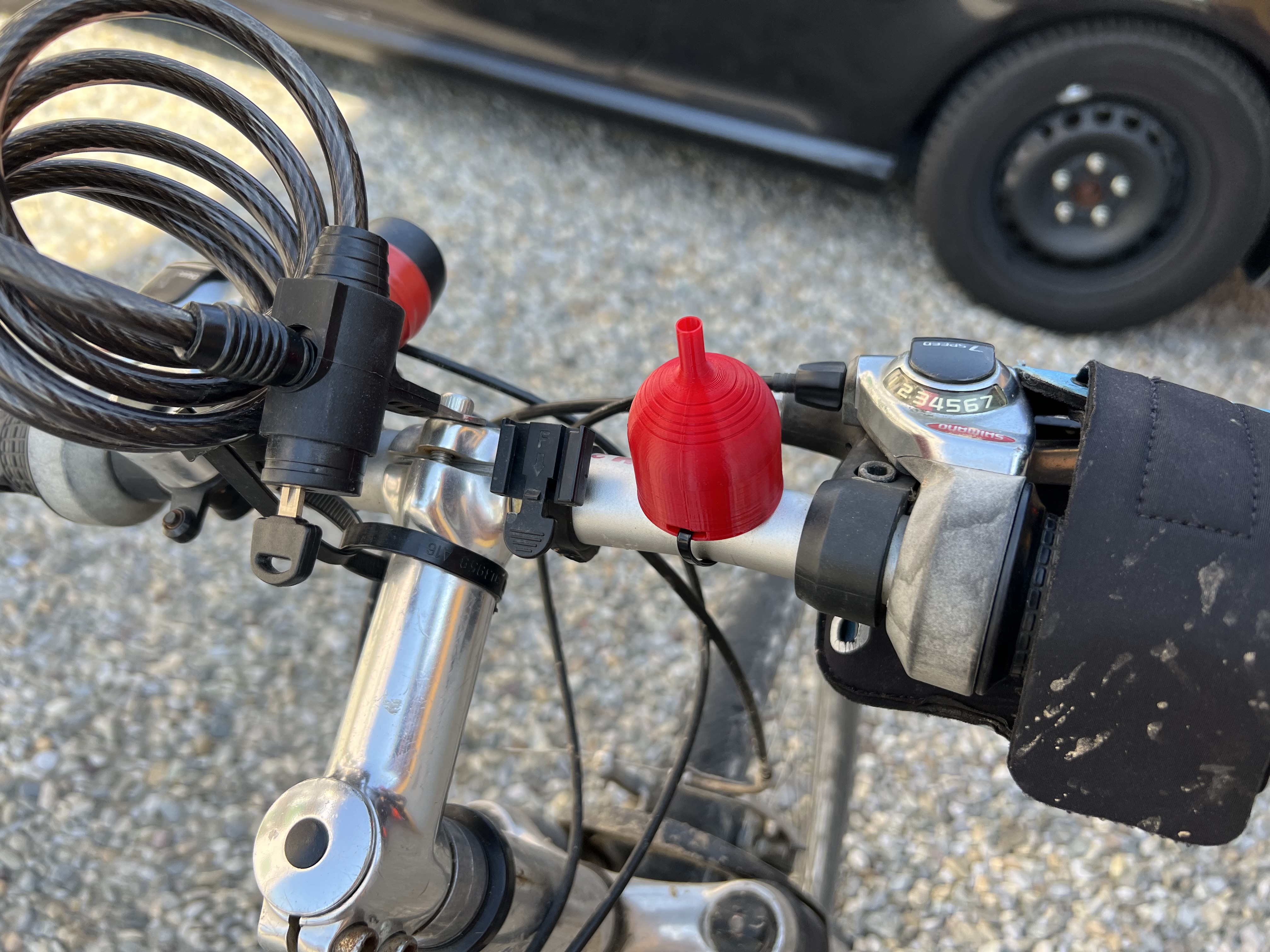 Bike handlebar death whistle - scare your way through traffic