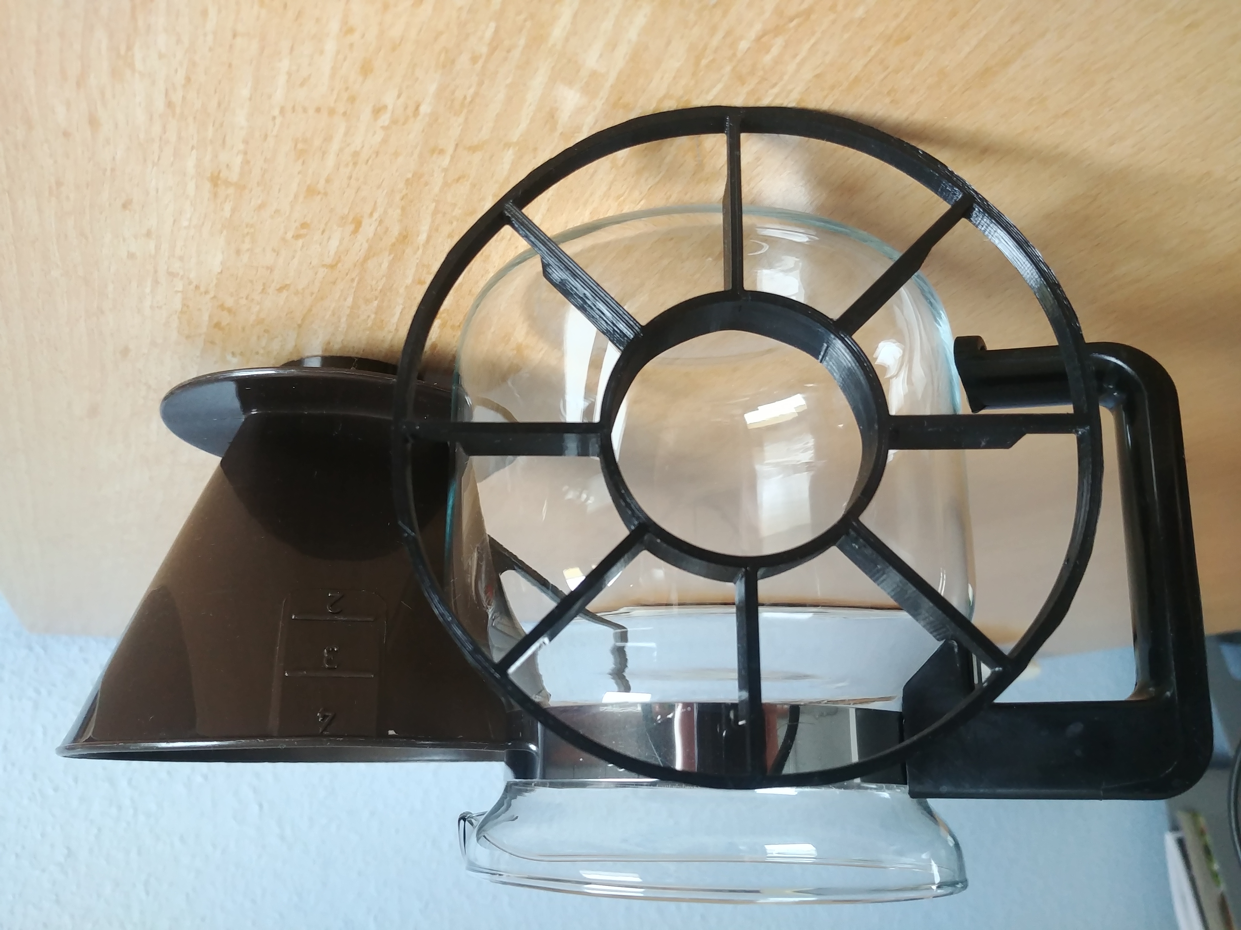 Pour-over coffee dripper adapter