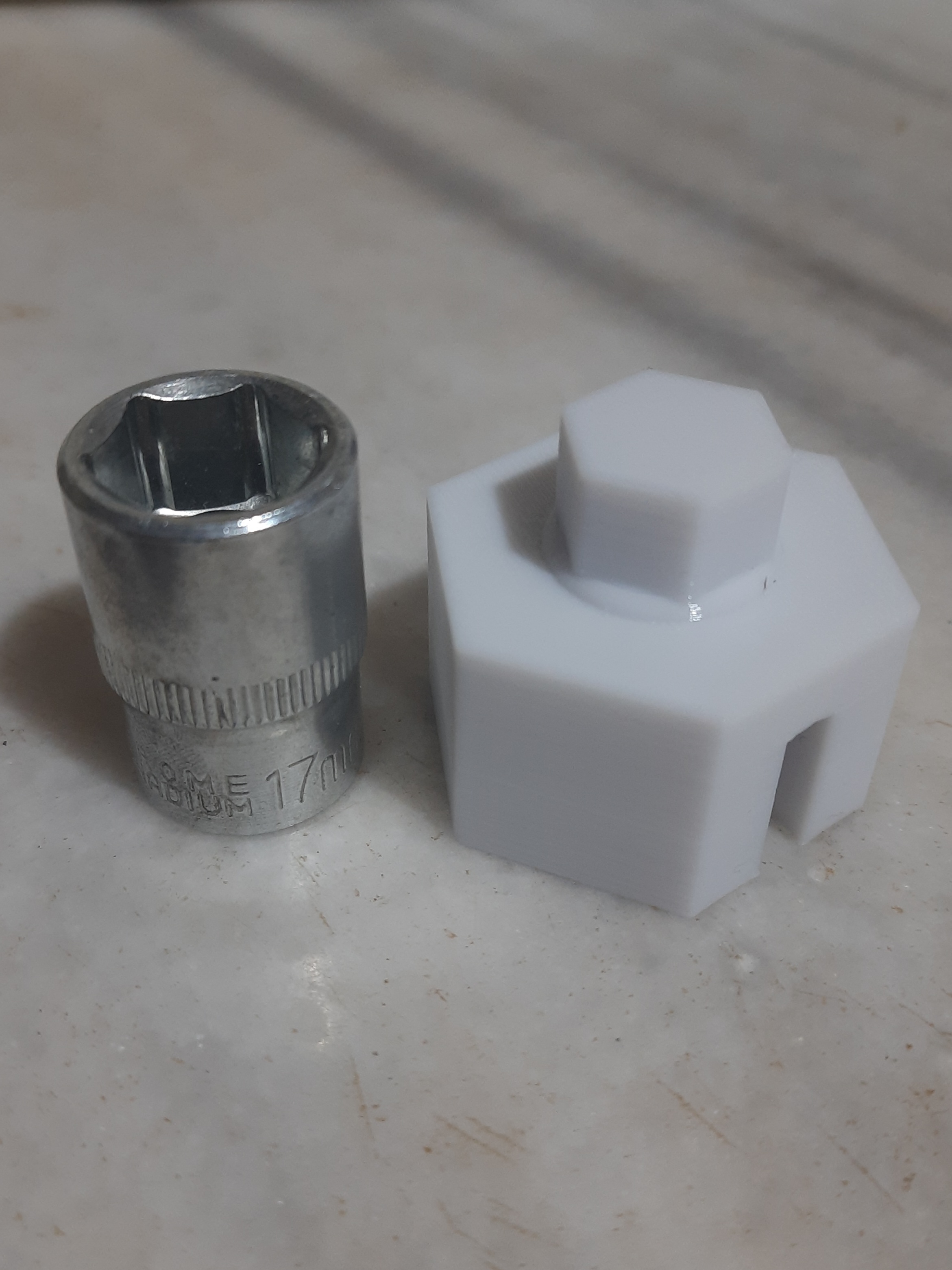 Impact Wrench to Scissor Jack Adapter (17mm Socket Drive)