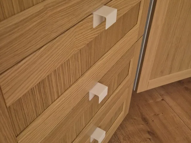 IKEA Simple kitchen drawer handle