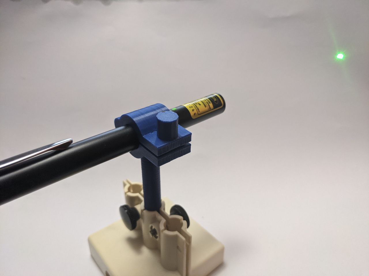 laserpointer mount by HeiLaut Download free STL model