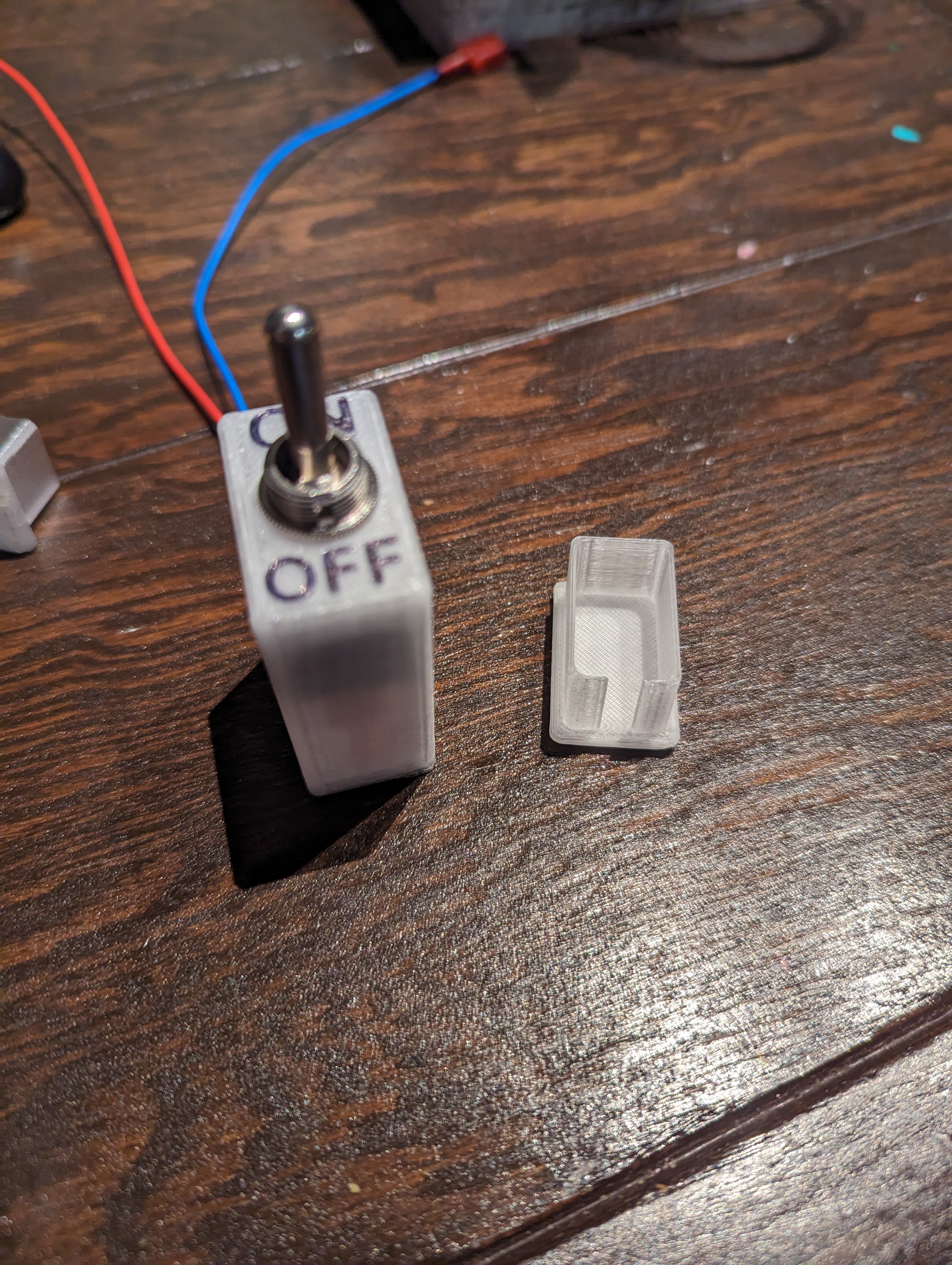 Miniatura 6 do modelo 3D Single Toggle Switch Case