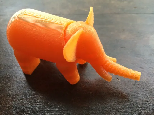 LeFabShop Elephant with thicker trunk