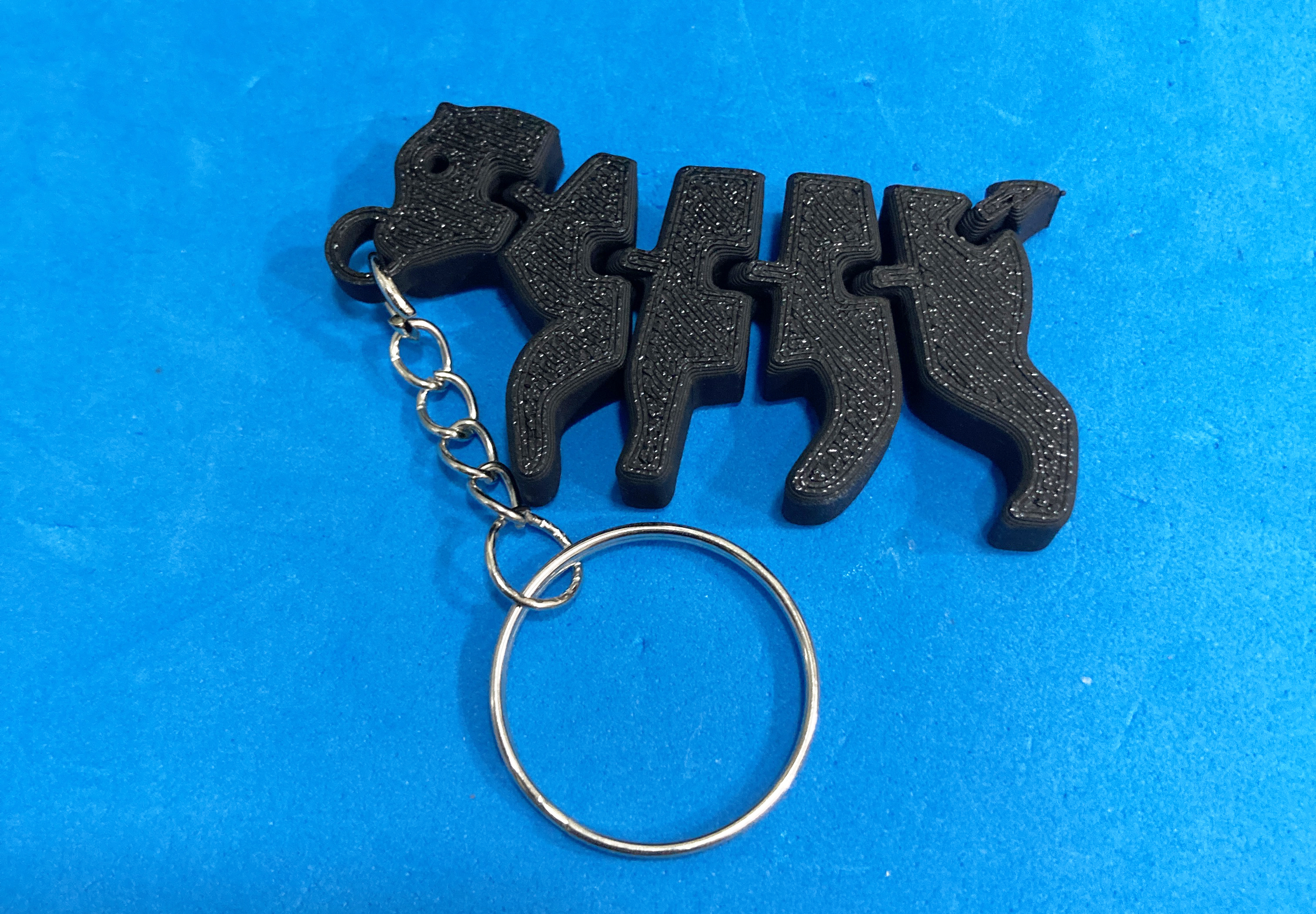 Articulated dog keychain / llavero perro articulado