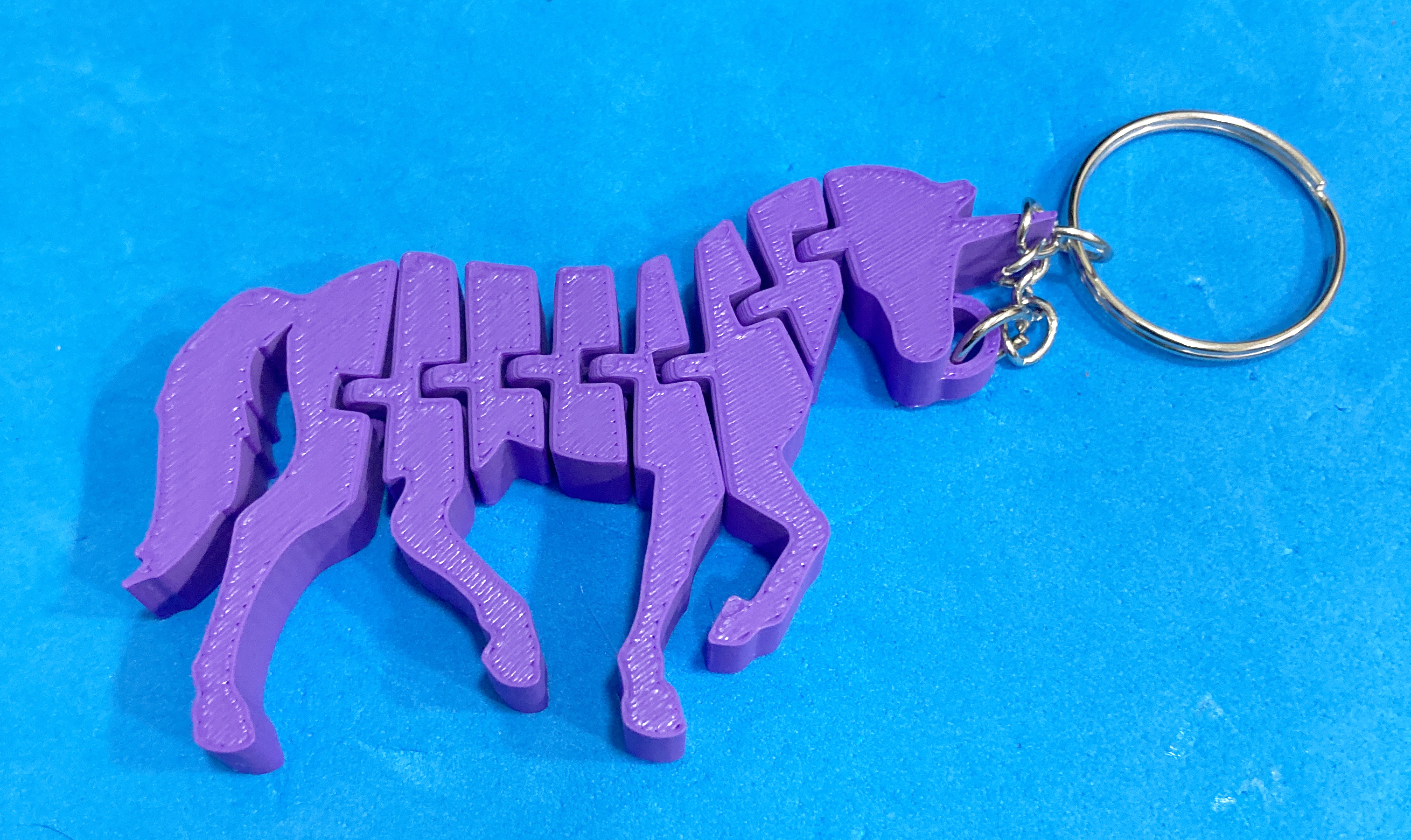 Articulated unicorn keychain / Llavero unicornio articulated