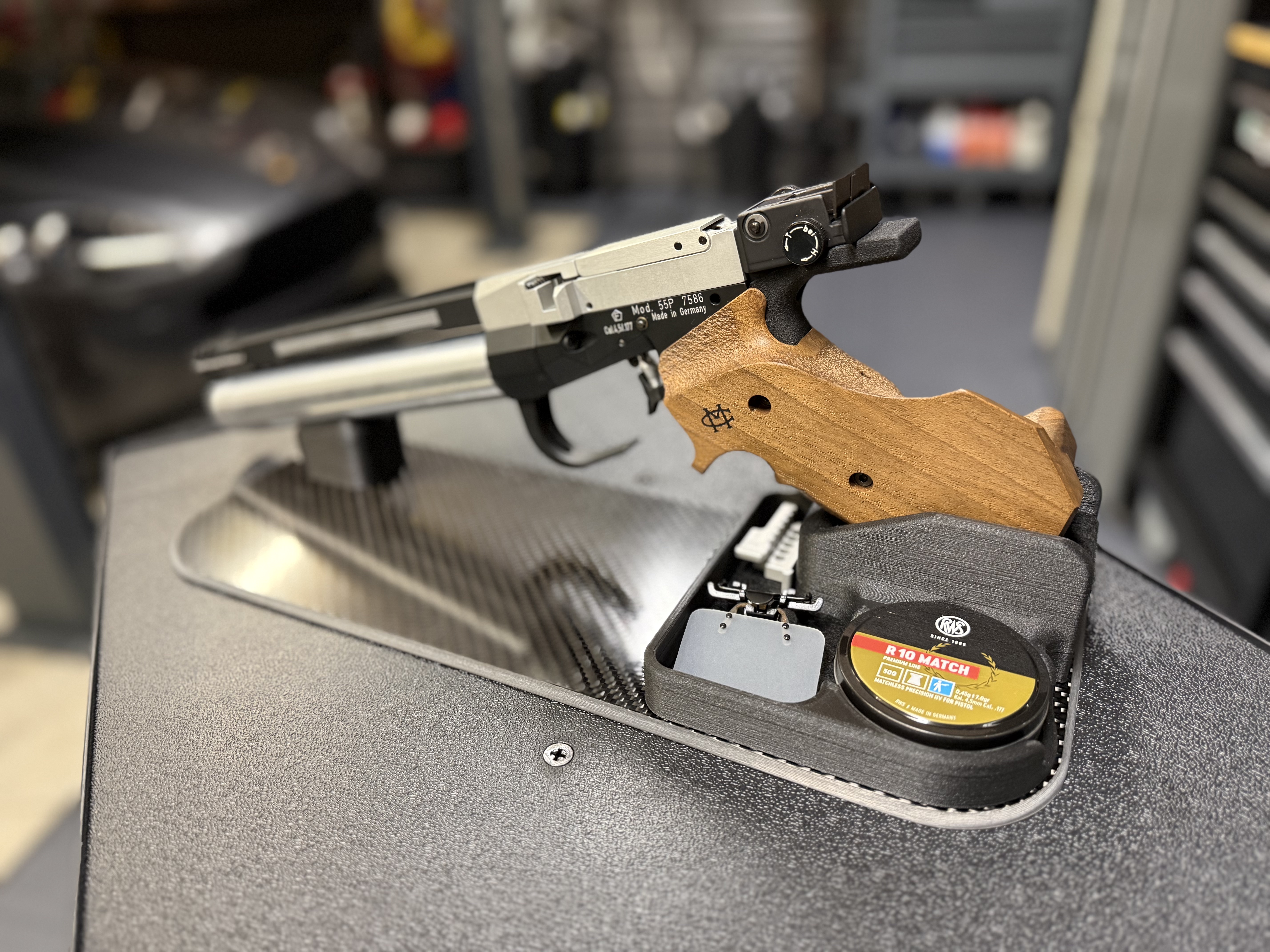 10m Air Pistol Gun Stand and Storage