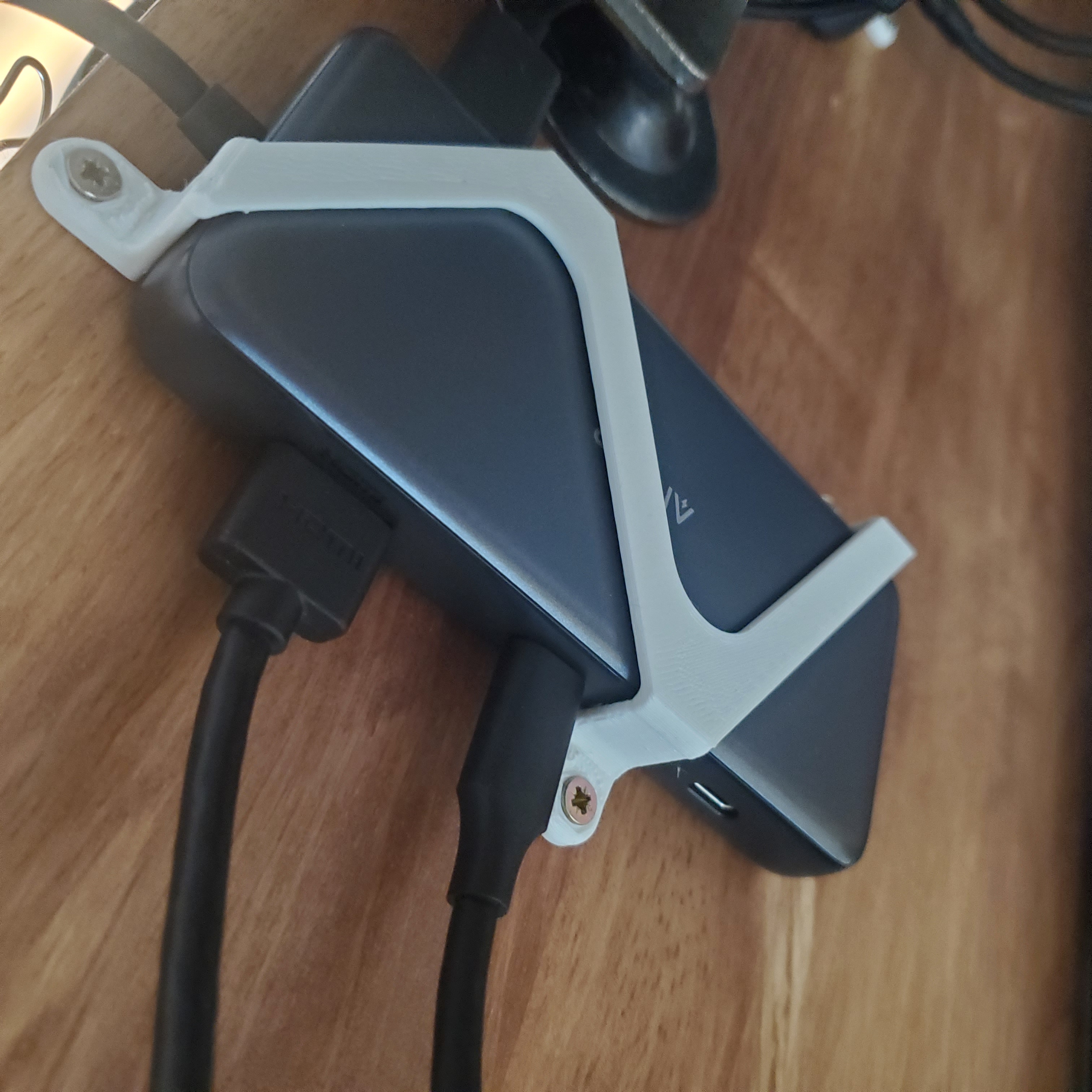 Anker 555 usb-c hub mount