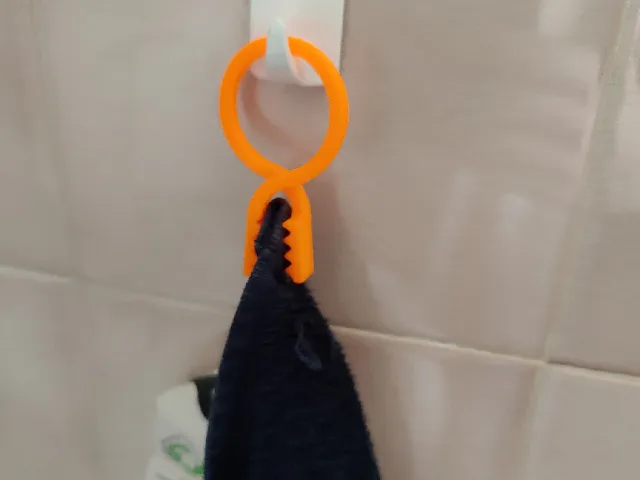 Towel clip / hanger