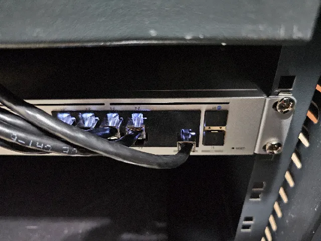 Ubiquiti UDM SE port covers