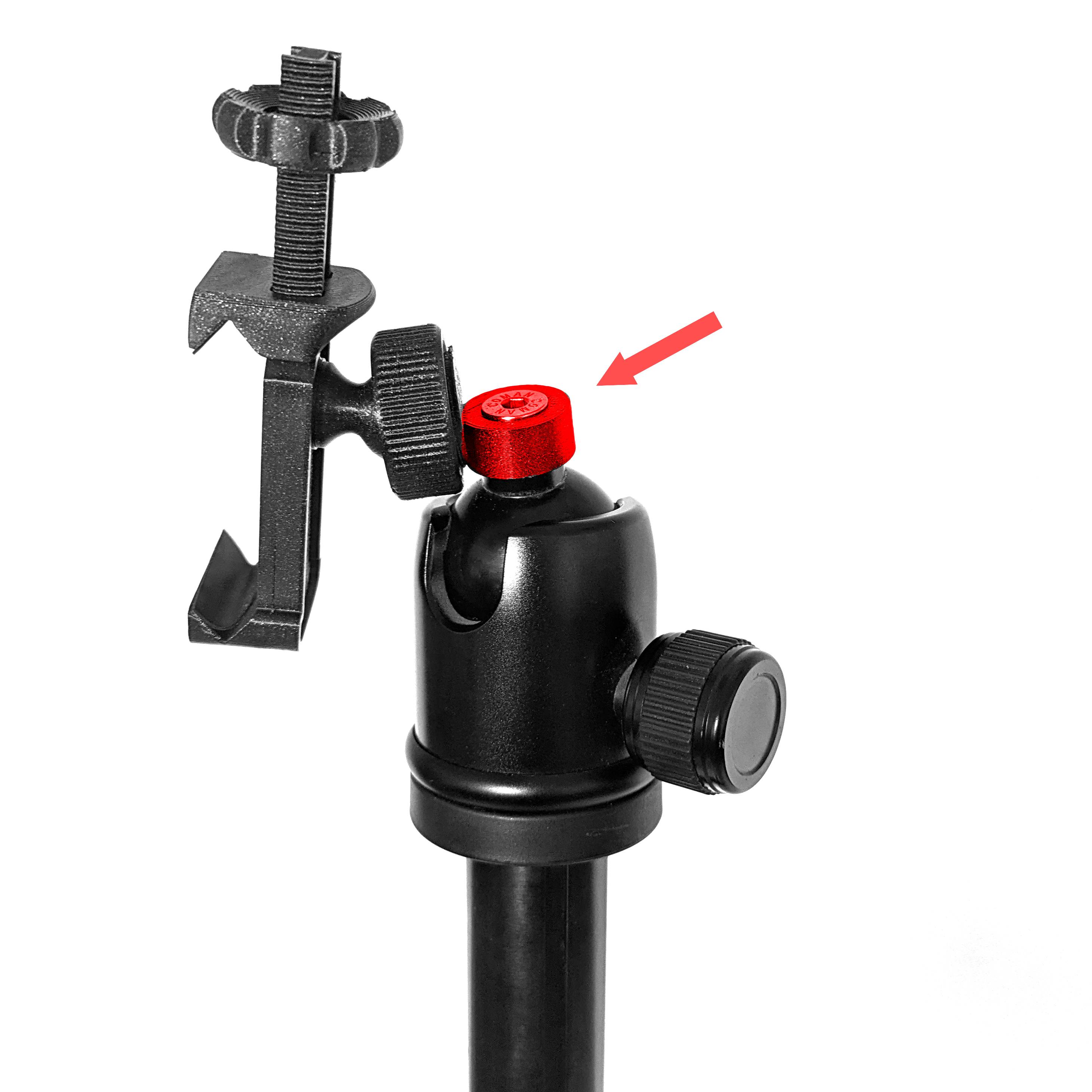 Universal adapter for Coman tripod ballhead plate