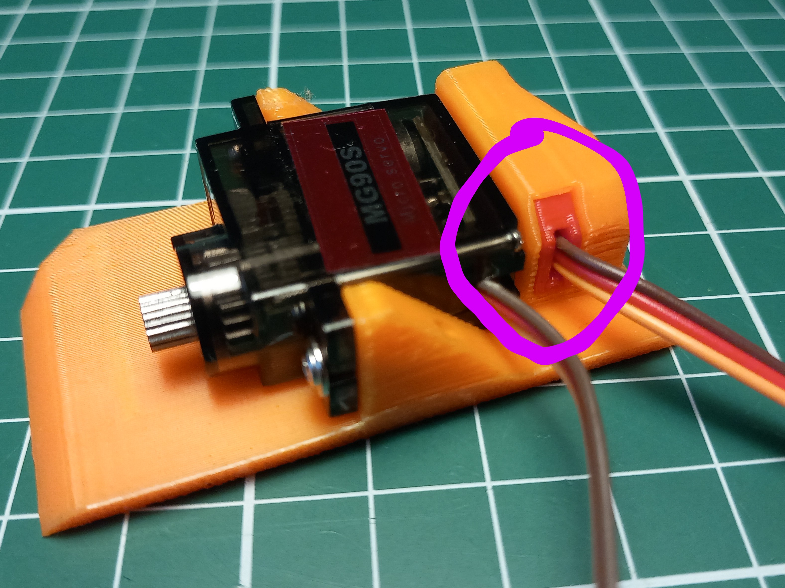 MiniSkidi Mk3 quick connect attachment plate Dupont connector plug 3D model thumbnail