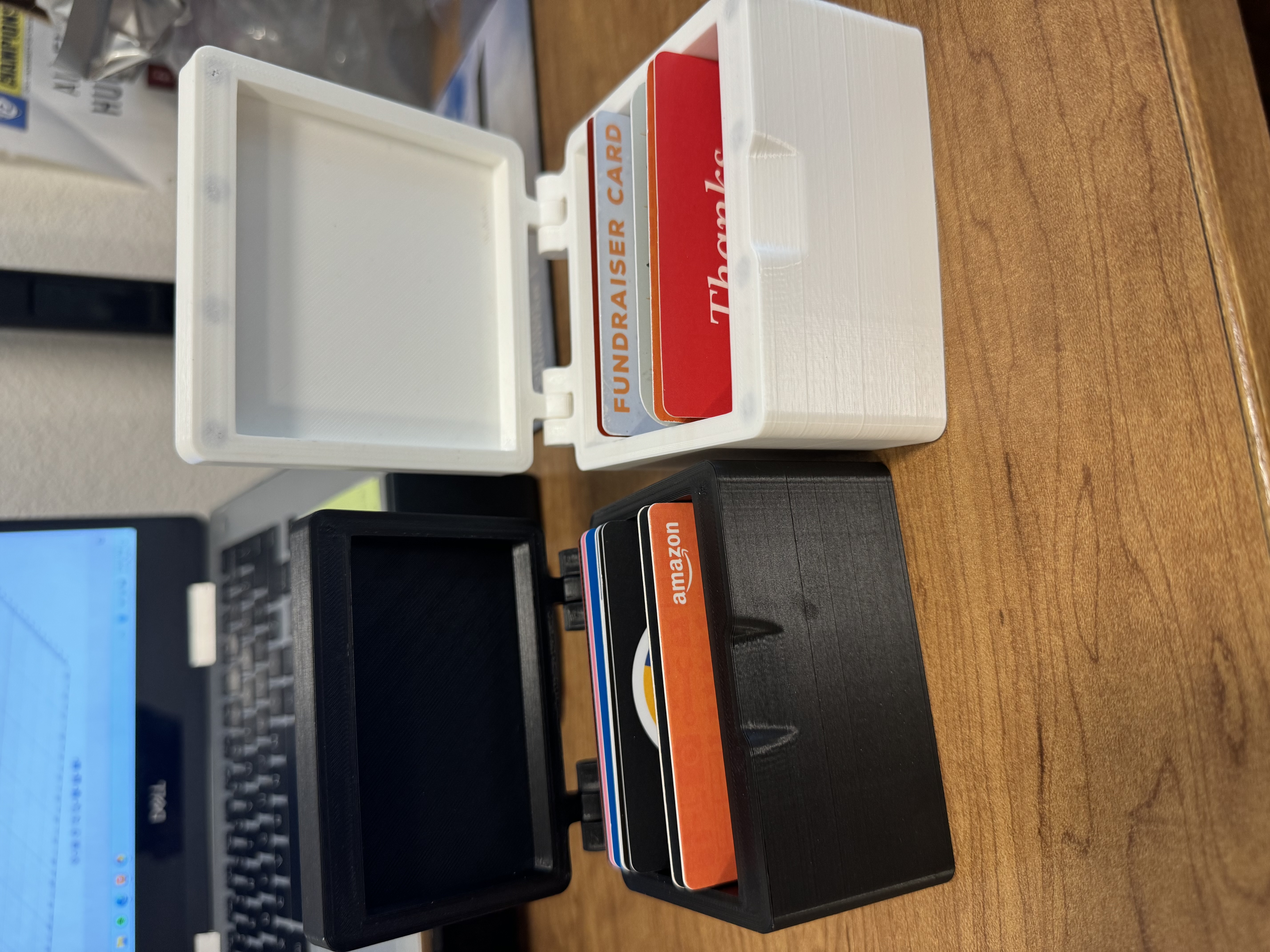 Credit Card/Gift Card holder with magnets