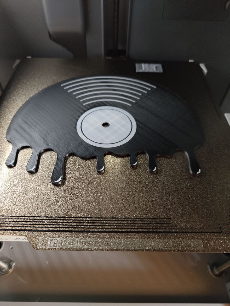 Miniatura 2 do modelo 3D LP clock melted