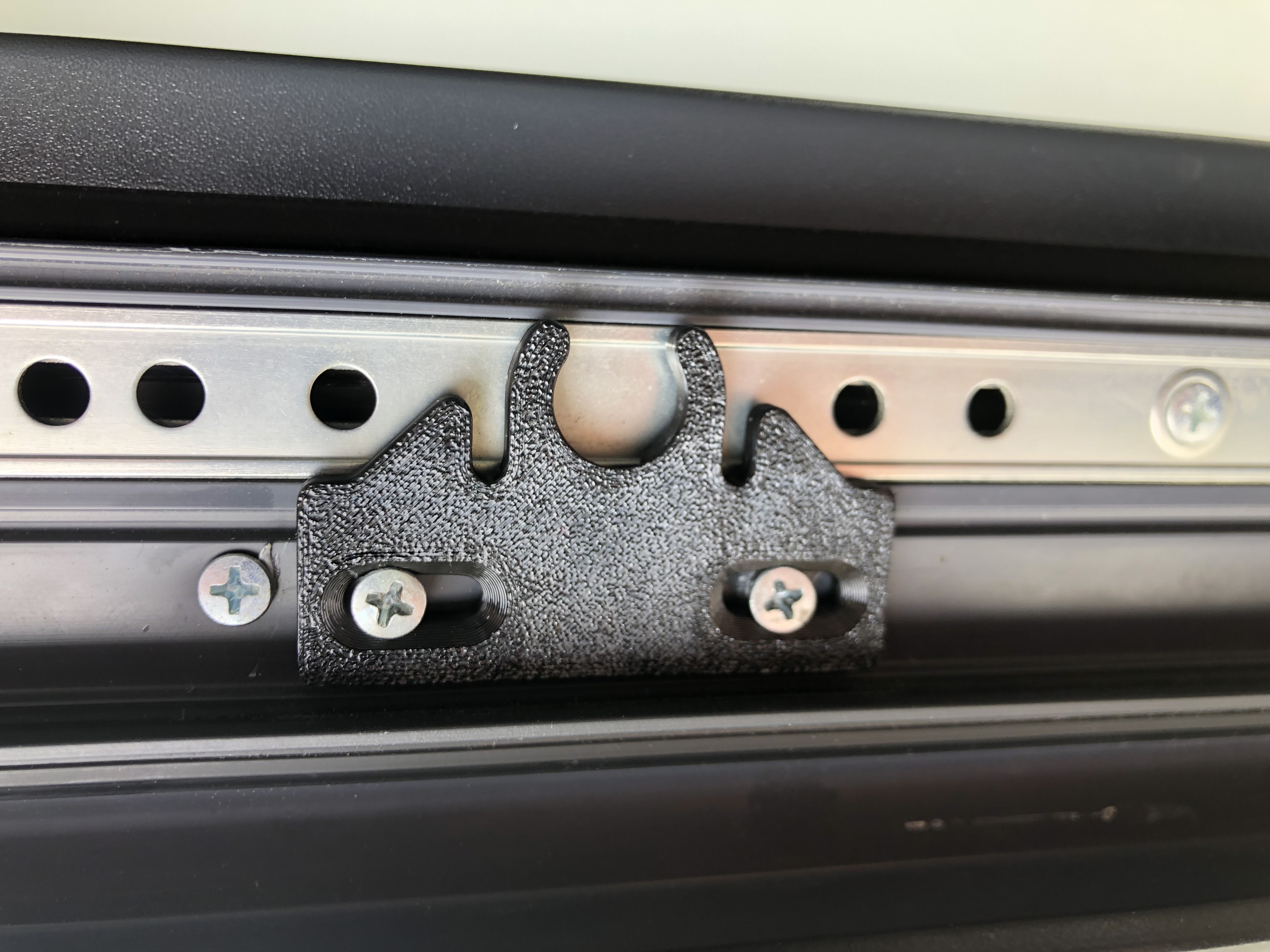 Schüco západka balkónových dveří / balcony door latch 287893 profil CT70