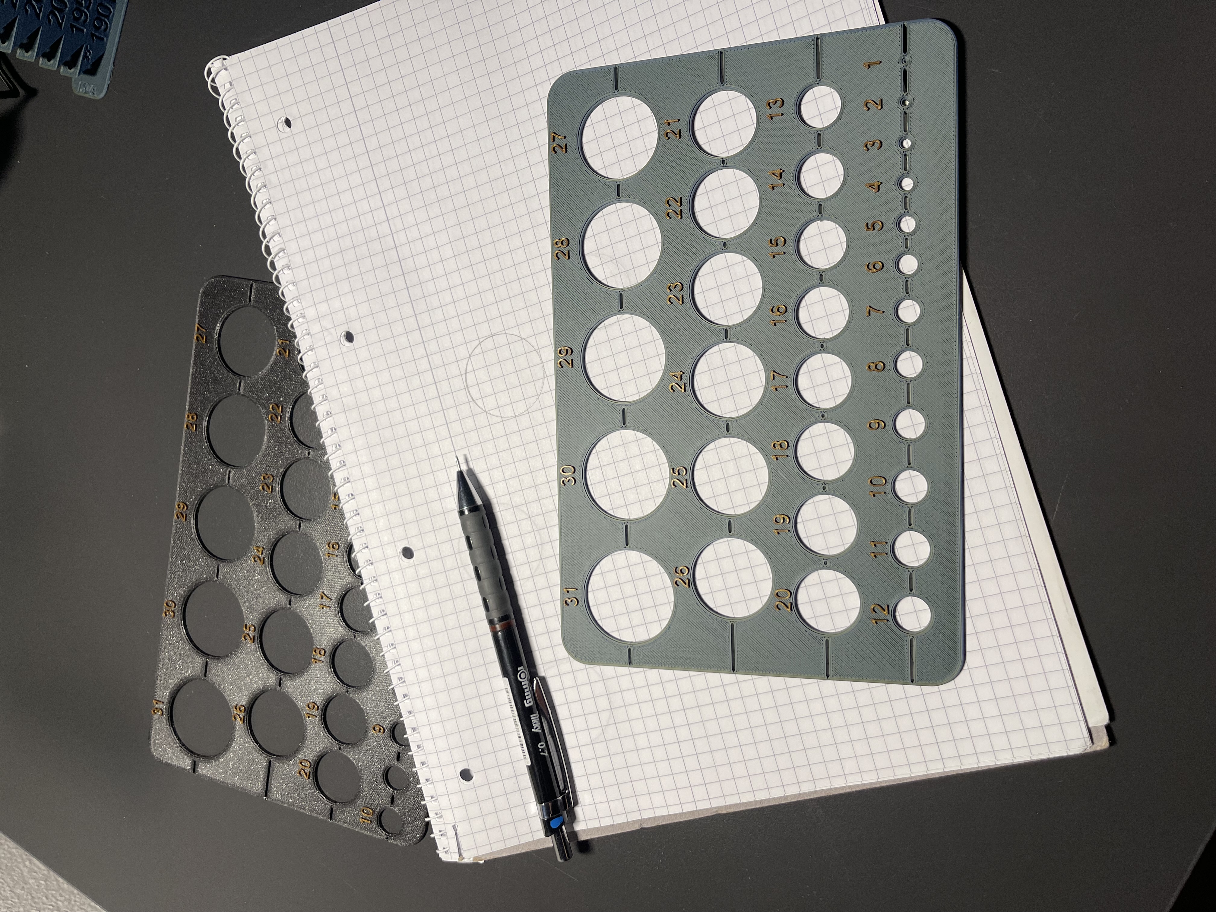 Miniatura 2 do modelo 3D Circle stencil