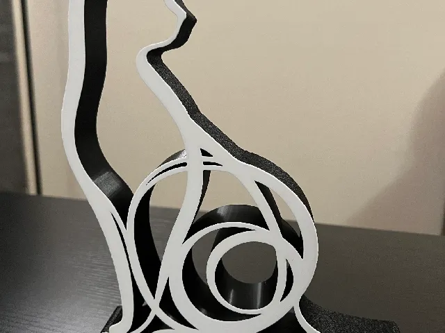 Artistic Cat Statue (improved)