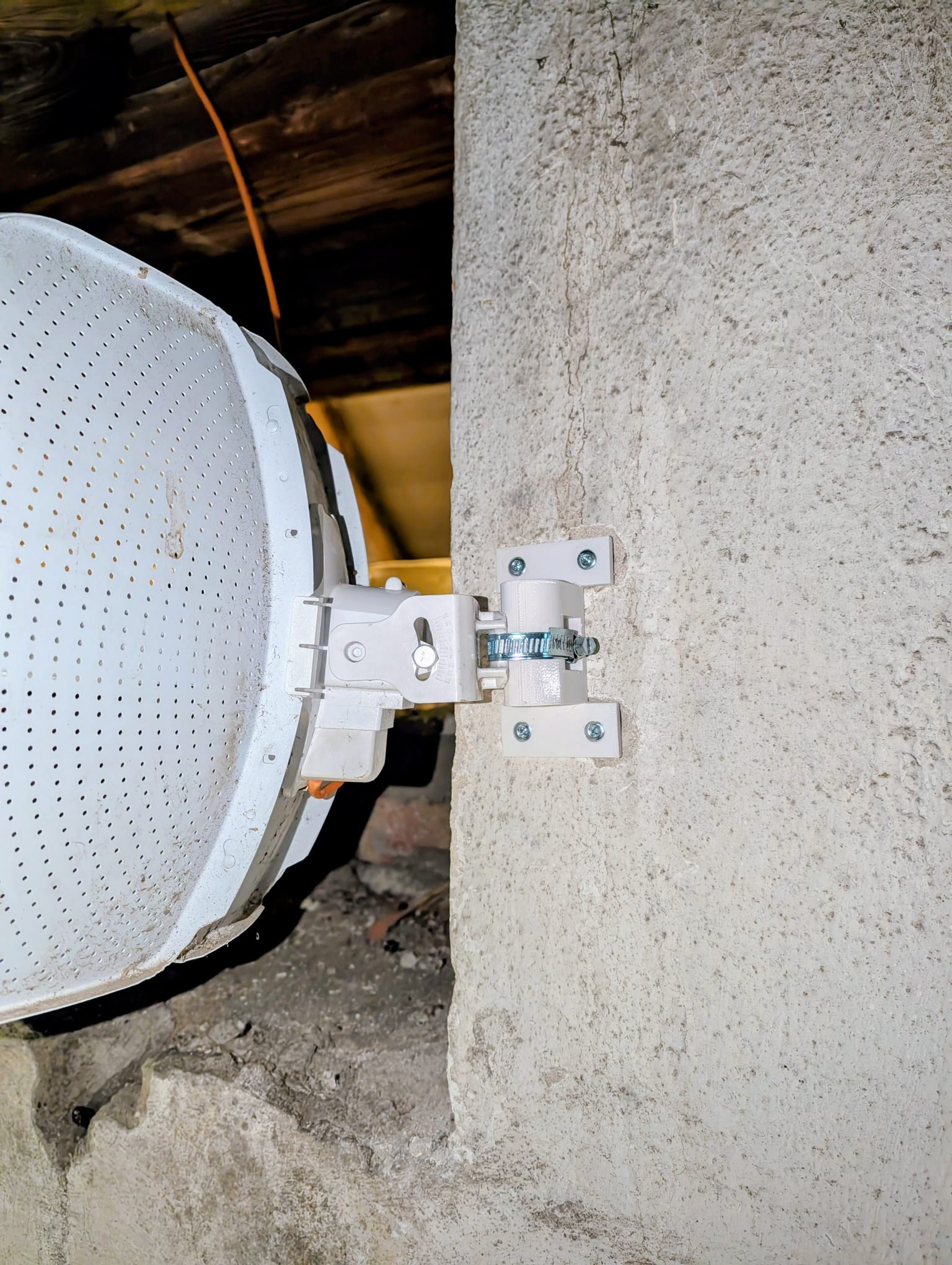 WiFi Antenna Wall Mount