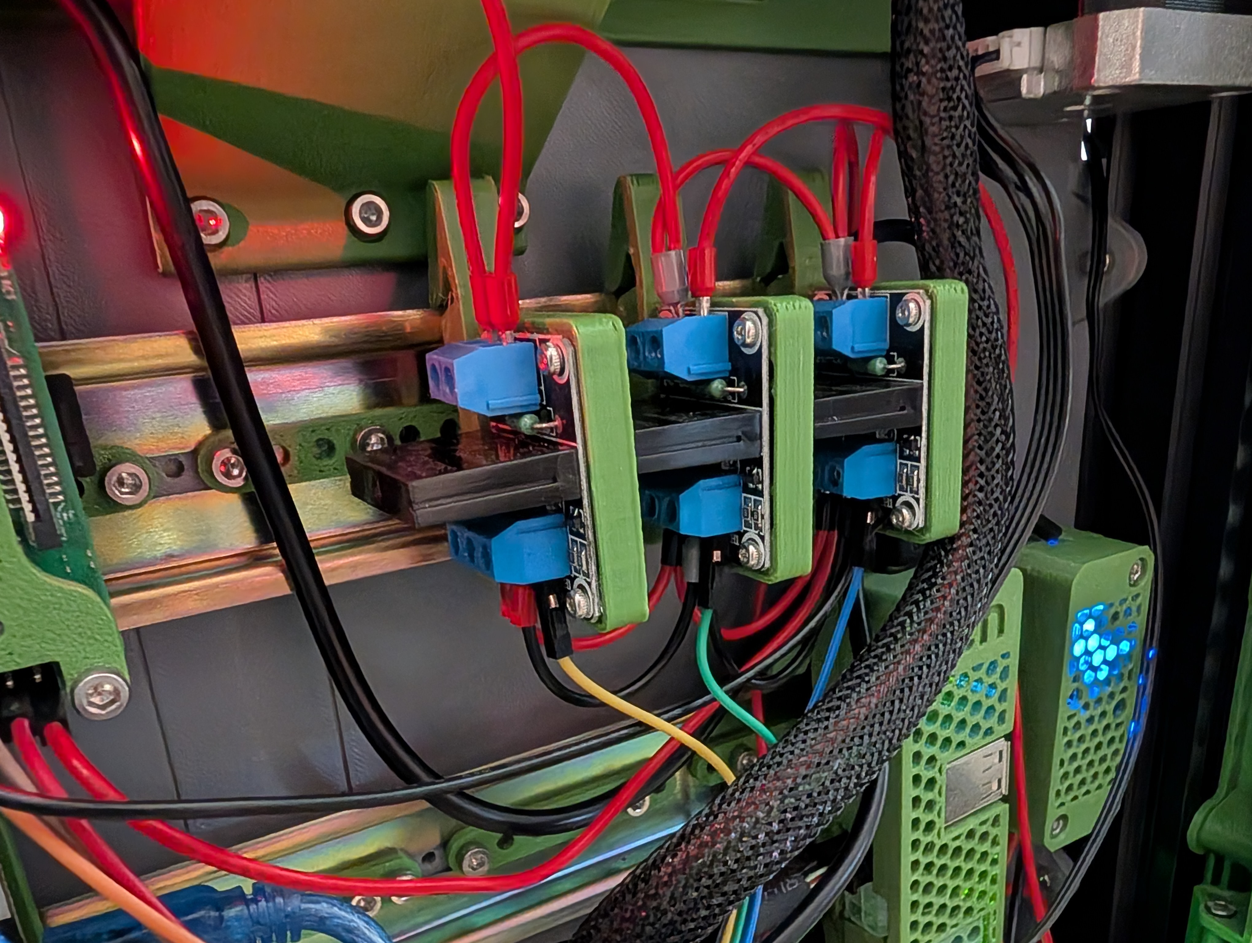 Omron SSR DIN rail card