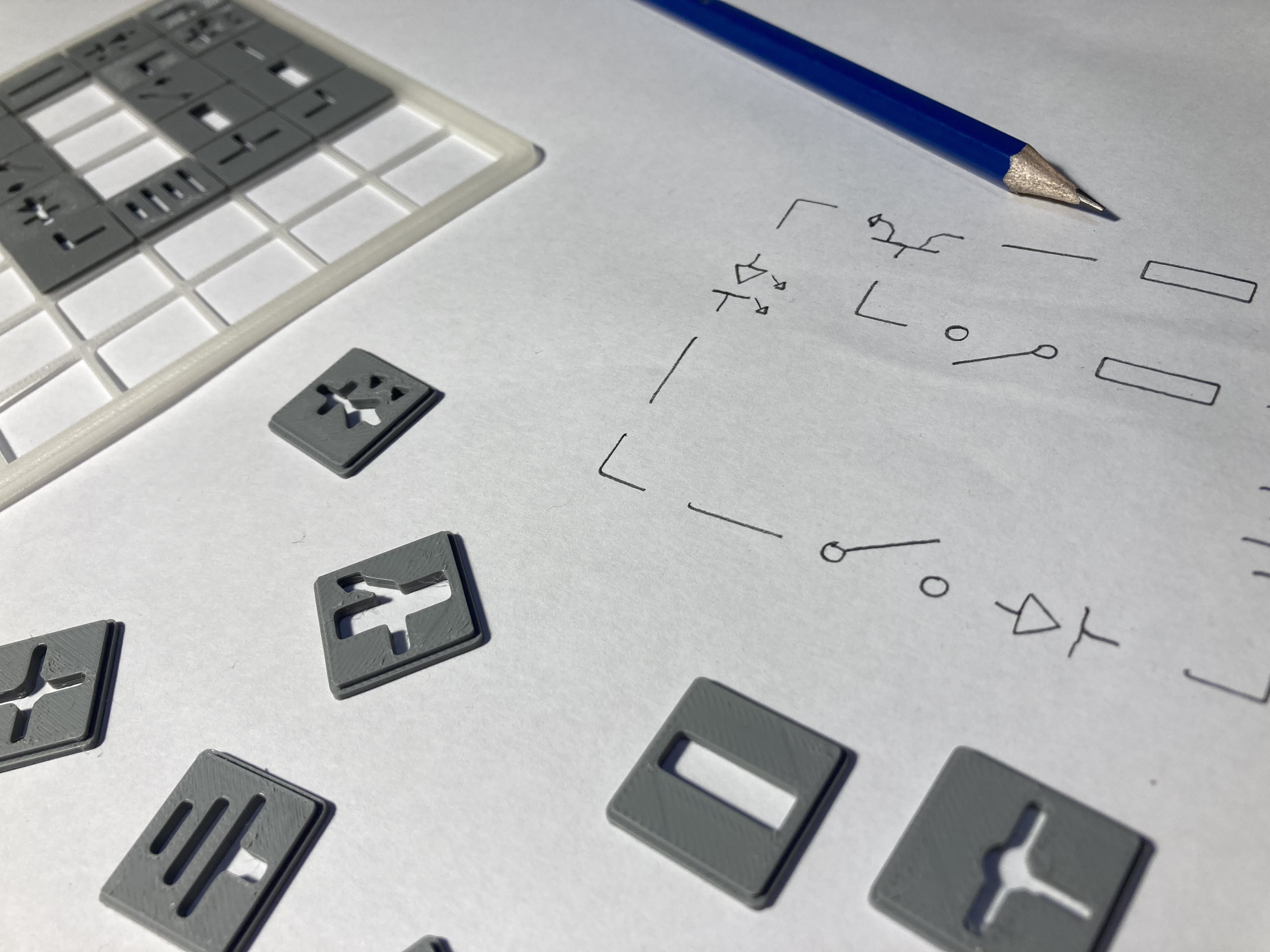 Schematic symbols learning kit / Sada pro učení schématických značek