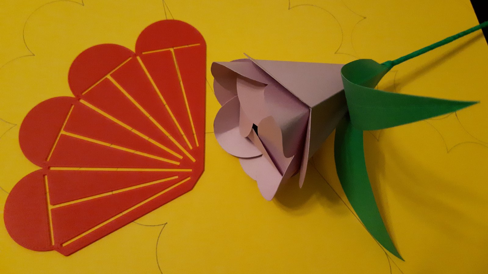 Šablony na papírovou květinu s překvapením / DIY paper surprise flower stencils / templates