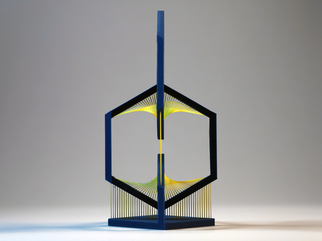 Miniatura 4 do modelo 3D Tensegrity hexagons