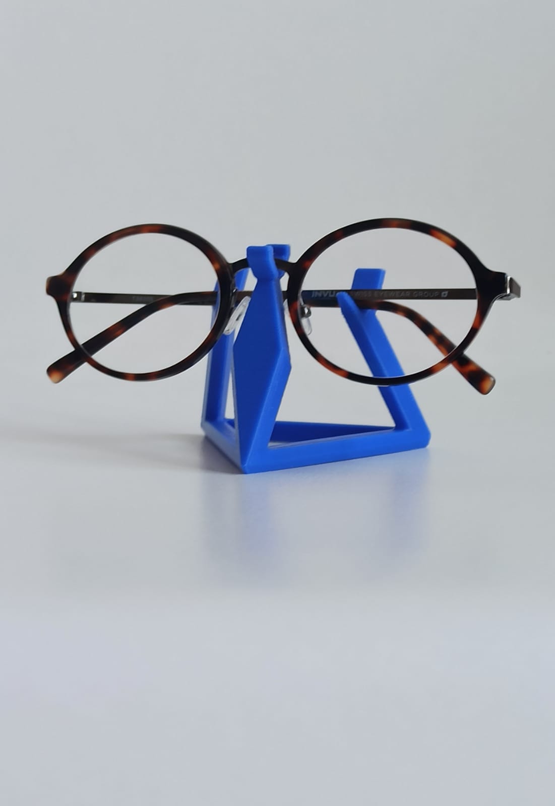 Miniatura 6 do modelo 3D GLASSES HOLDER