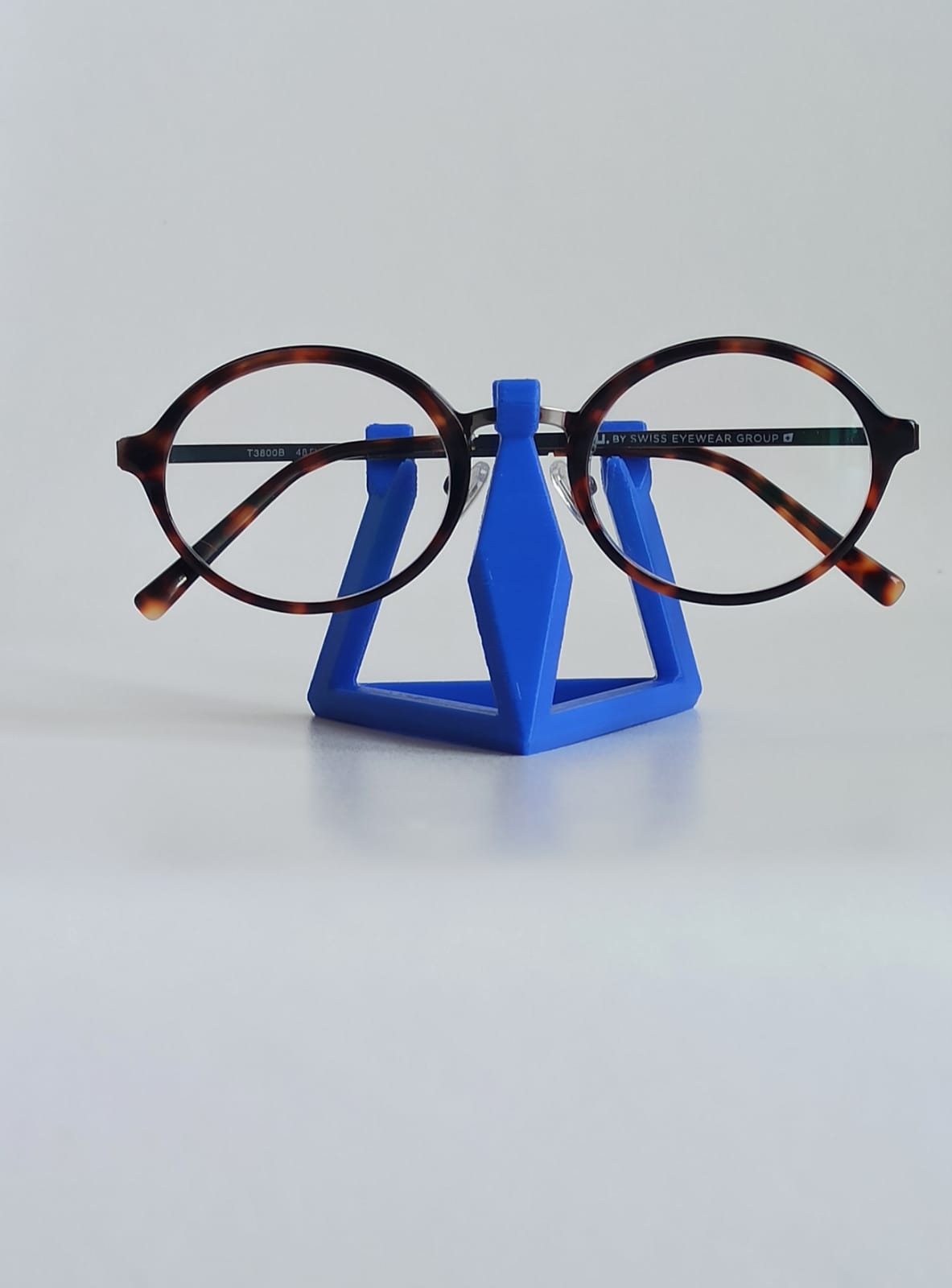 Miniatura 7 do modelo 3D GLASSES HOLDER
