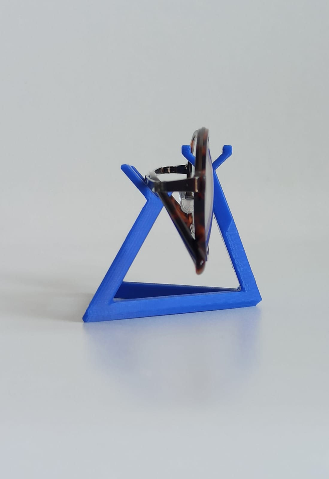 Miniatura 8 do modelo 3D GLASSES HOLDER