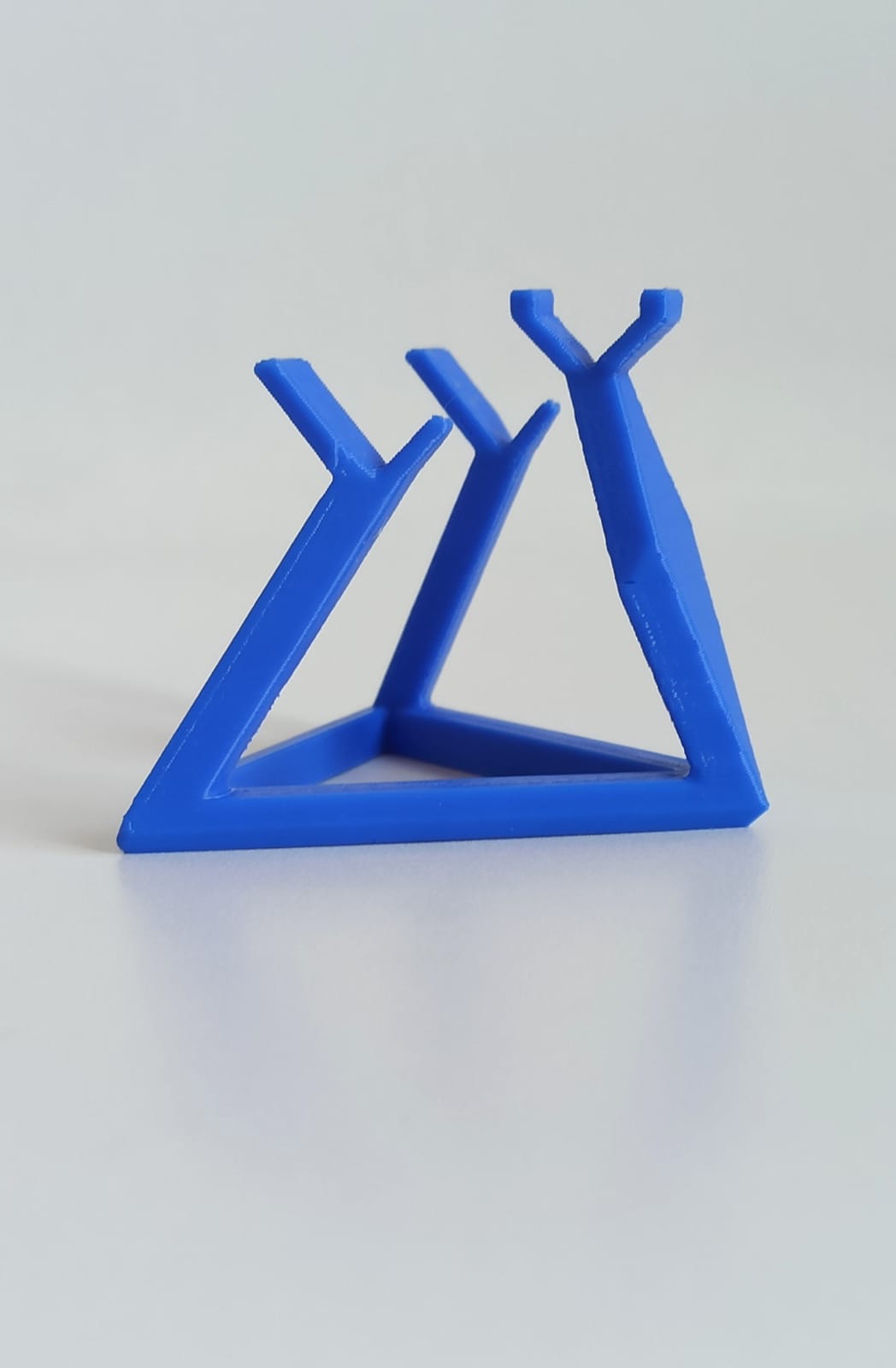 Miniatura 4 do modelo 3D GLASSES HOLDER