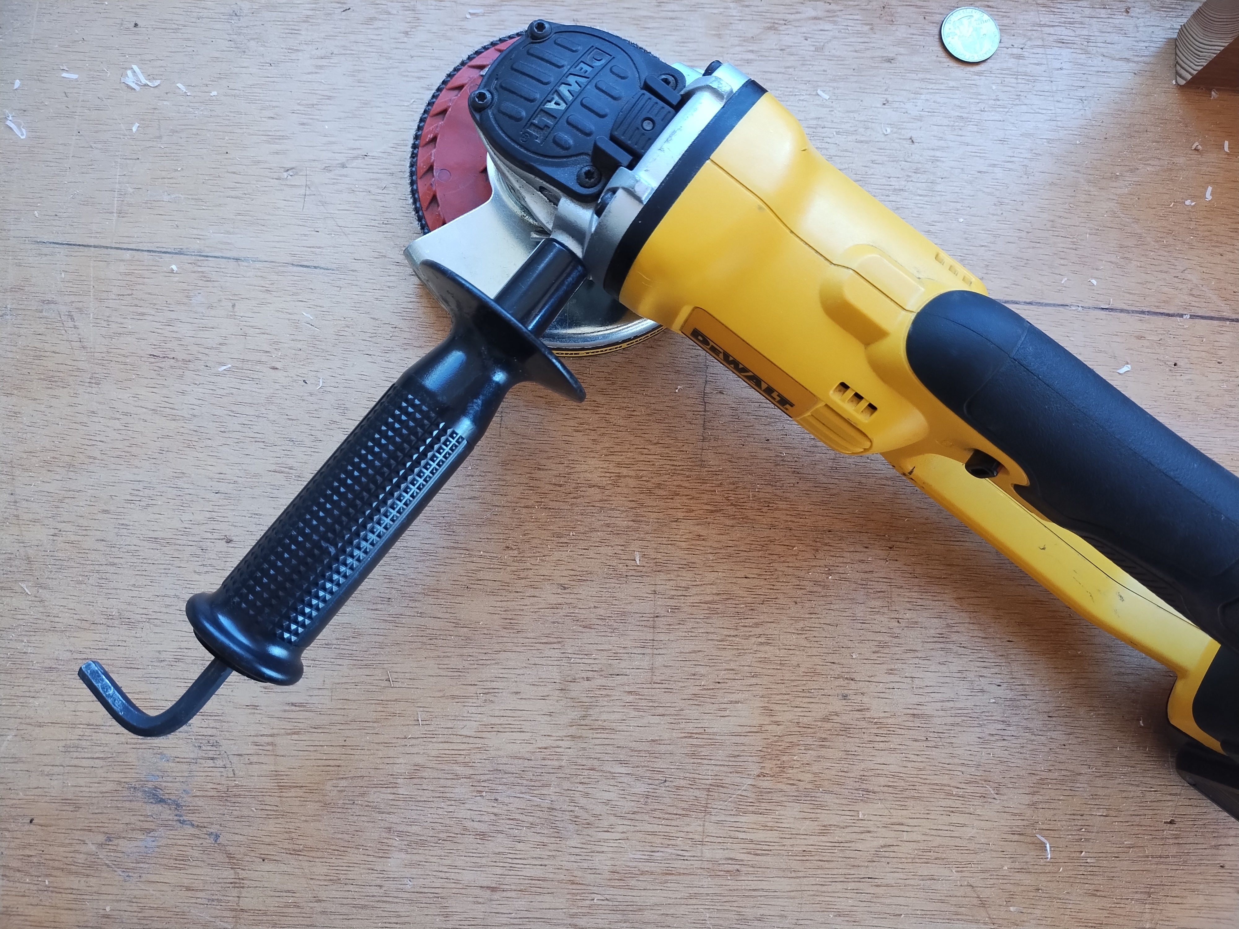 DeWalt grinder allen key holder DCG412