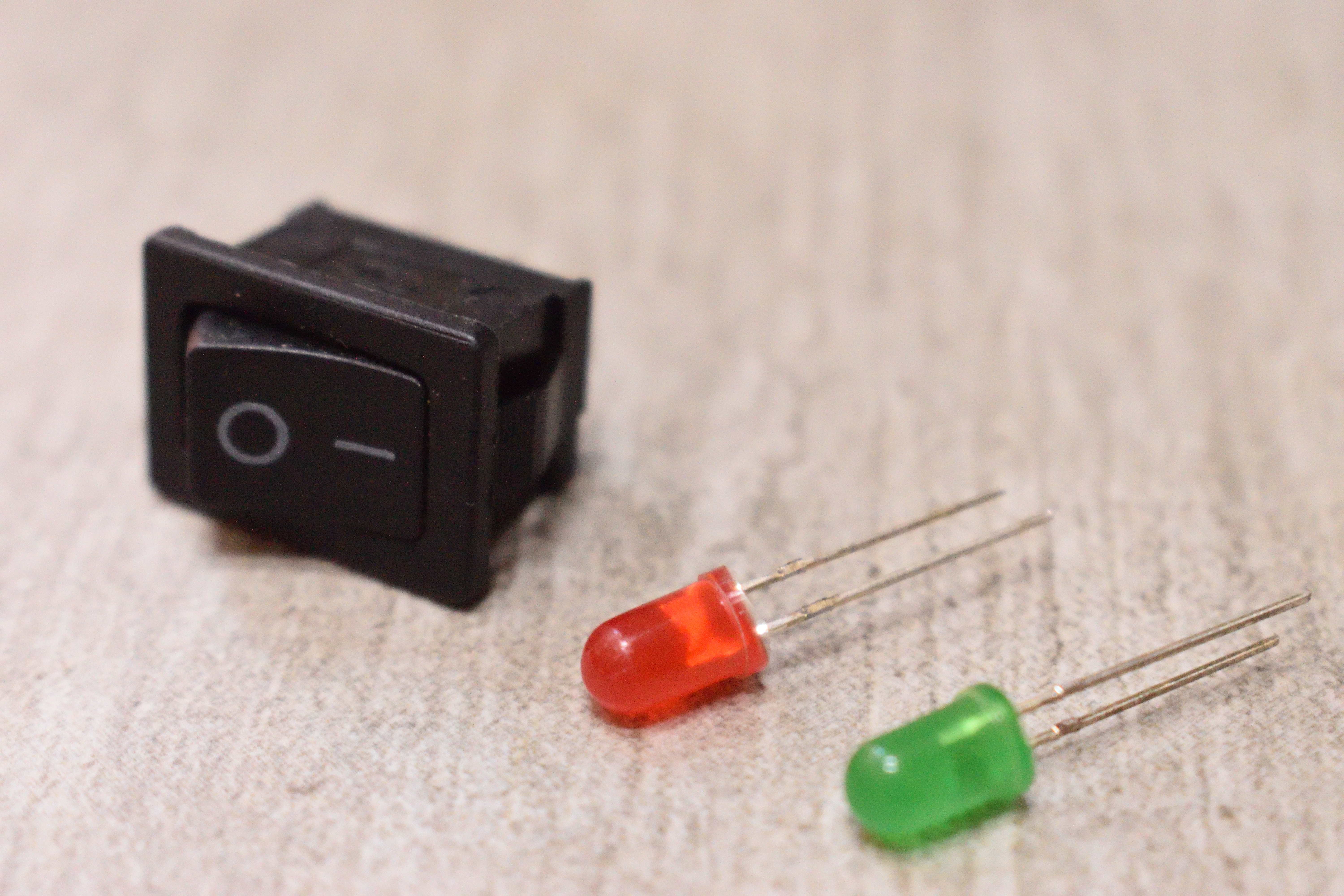 Miniatura 2 do modelo 3D Led & switch casing