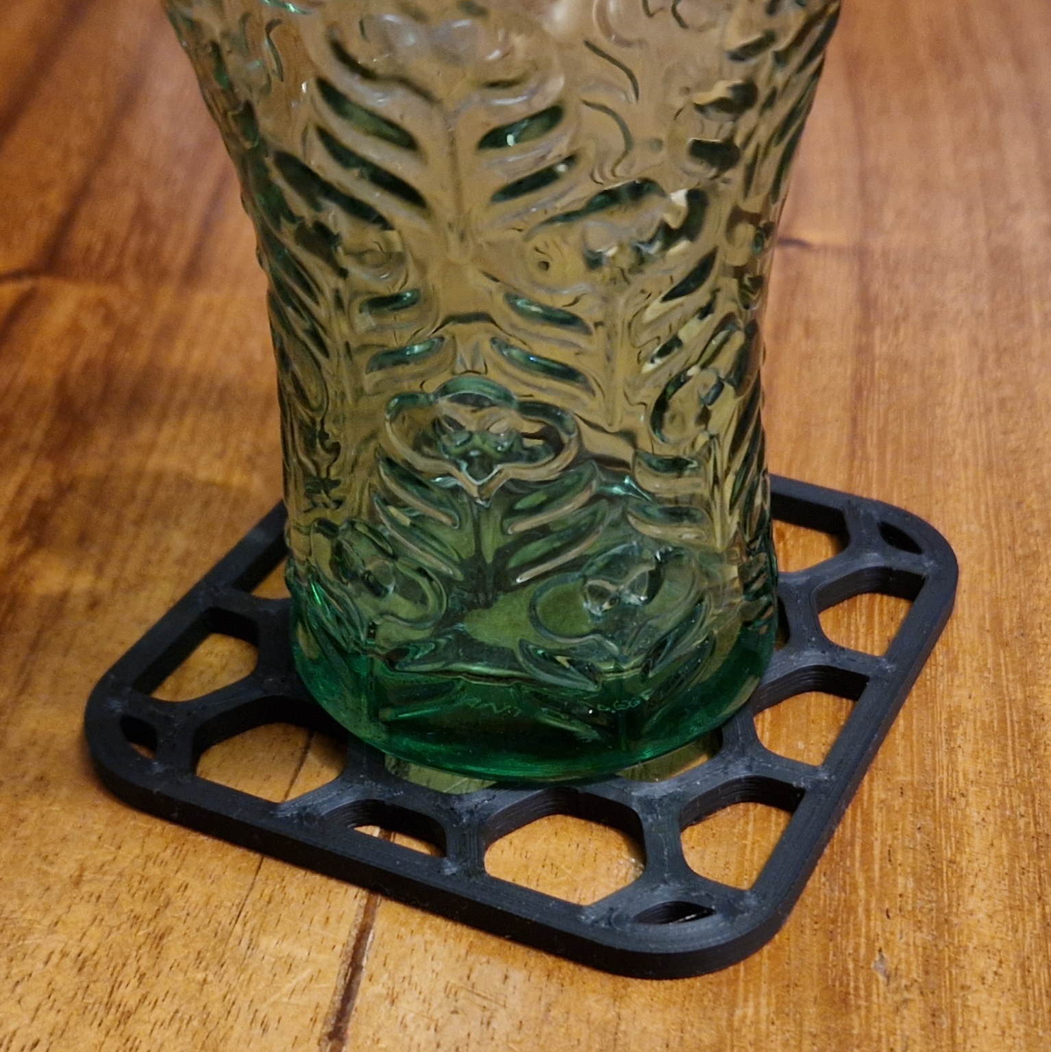 Miniatura 4 do modelo 3D Squared Honeycomb Coaster