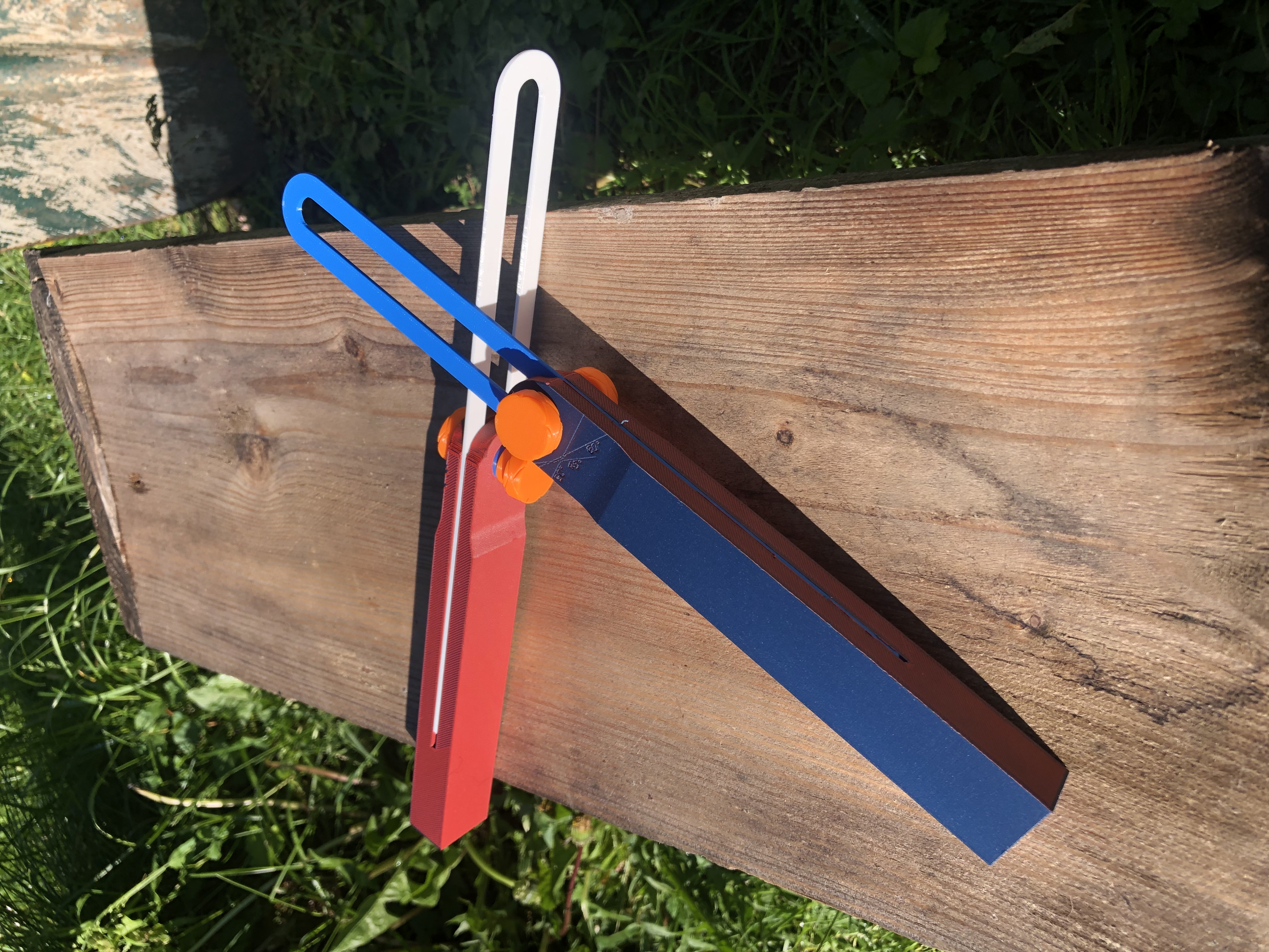 Miniatura 2 do modelo 3D Bevel Angle Finder V2
