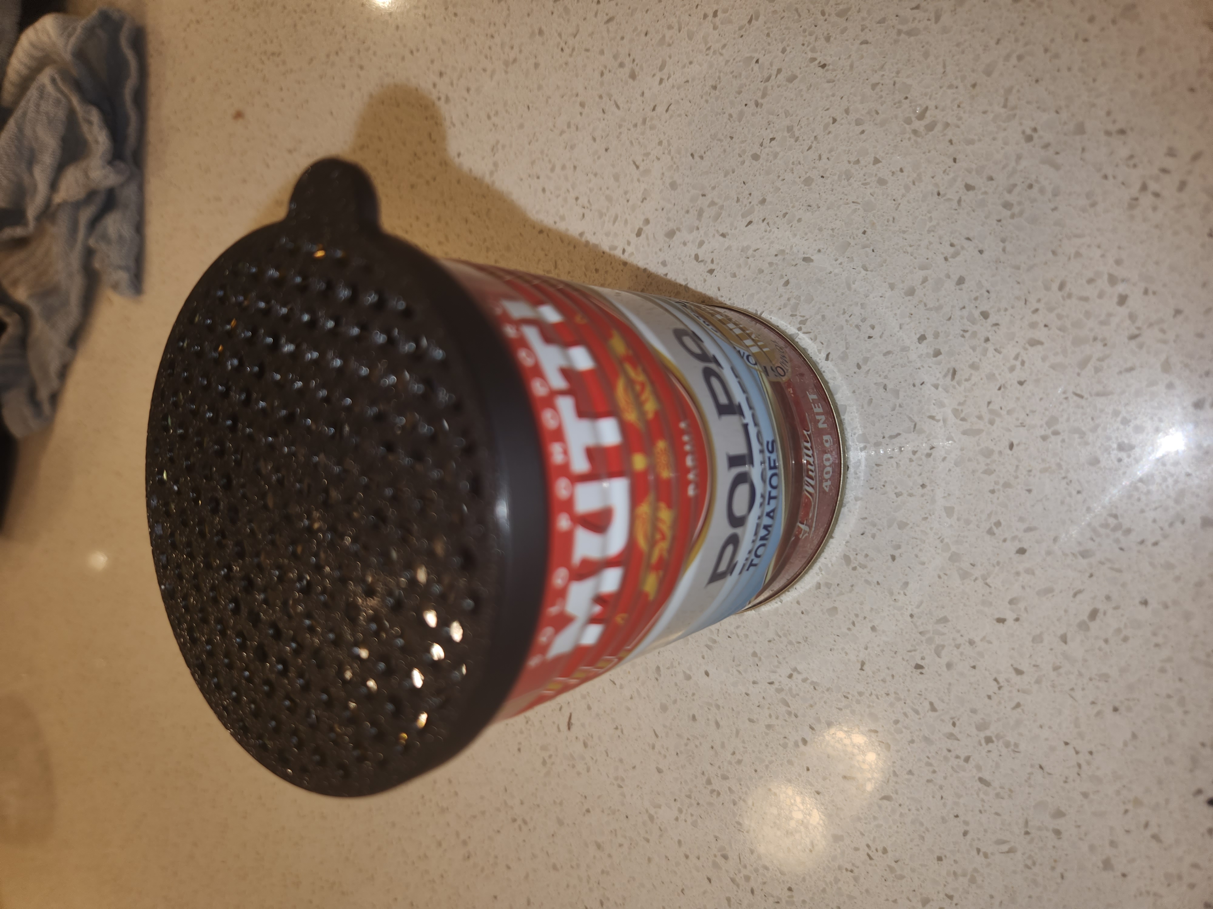 Miniatura 2 do modelo 3D Tin / Can Strainer
