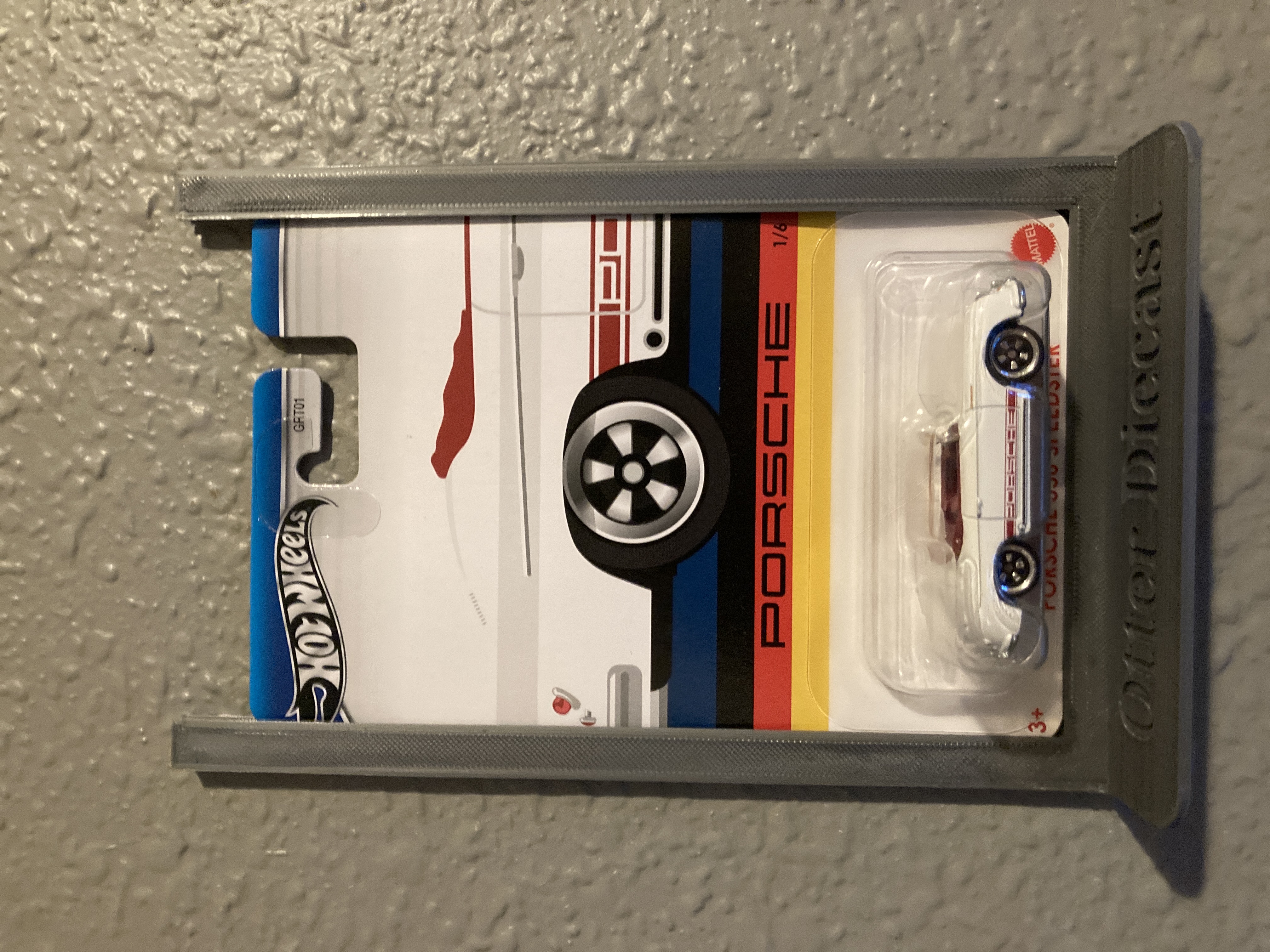 Hot Wheels Stand OTTER DIECAST