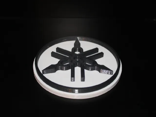 Logo YAMAHA Pared