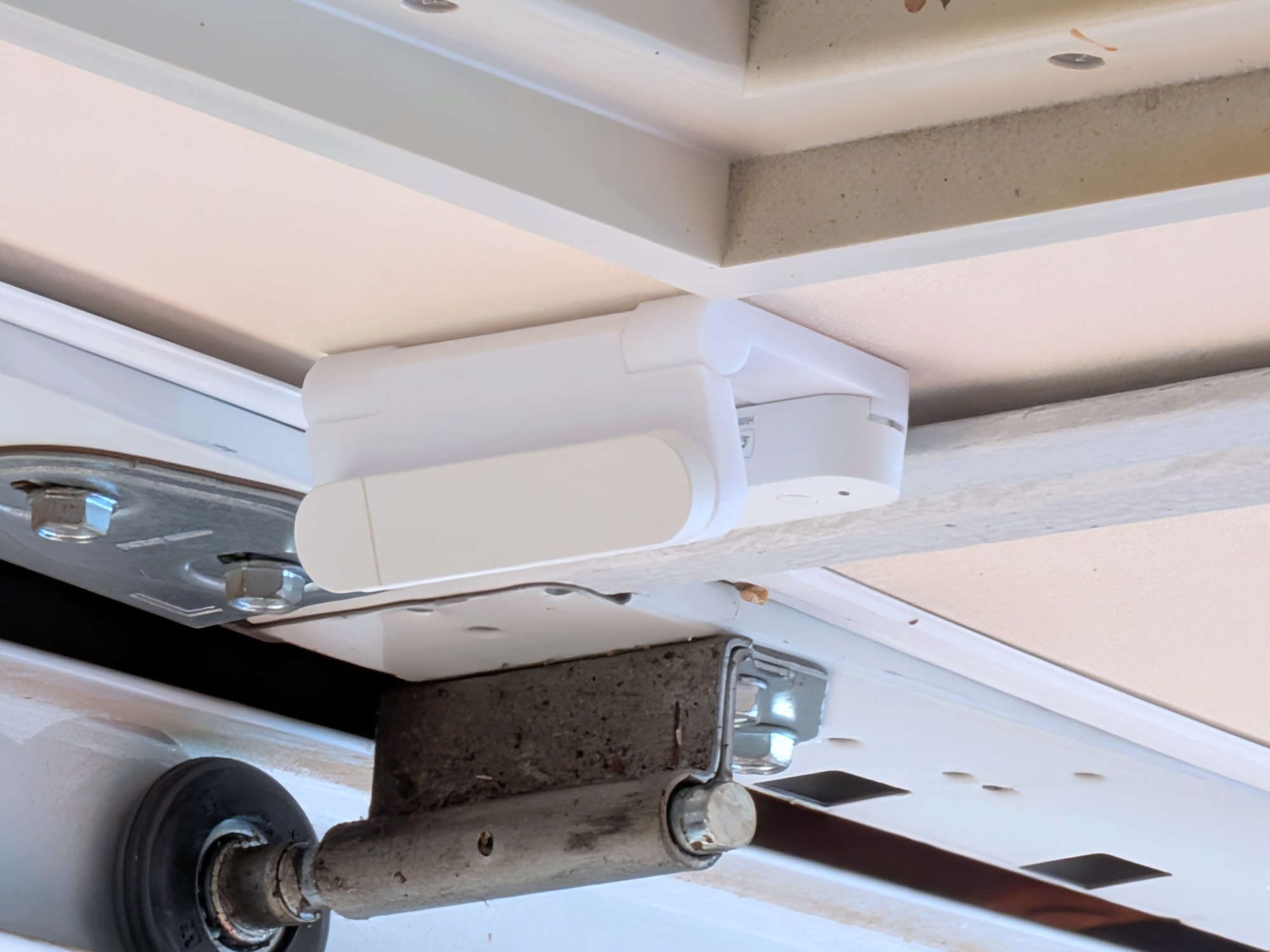 Garage Door Sensor Hinge for Ikea Myggbett - Print In Place — thumbnail 9