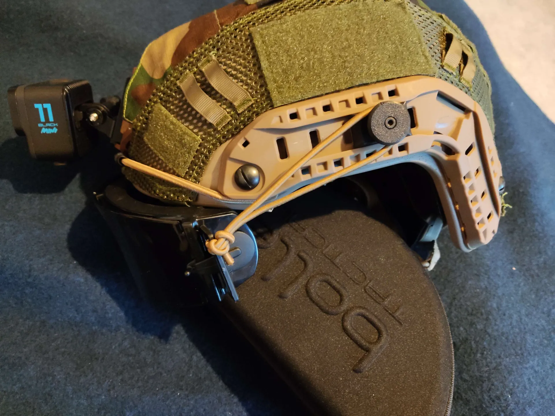 Airsoft Helmet Goggle Mount FMA