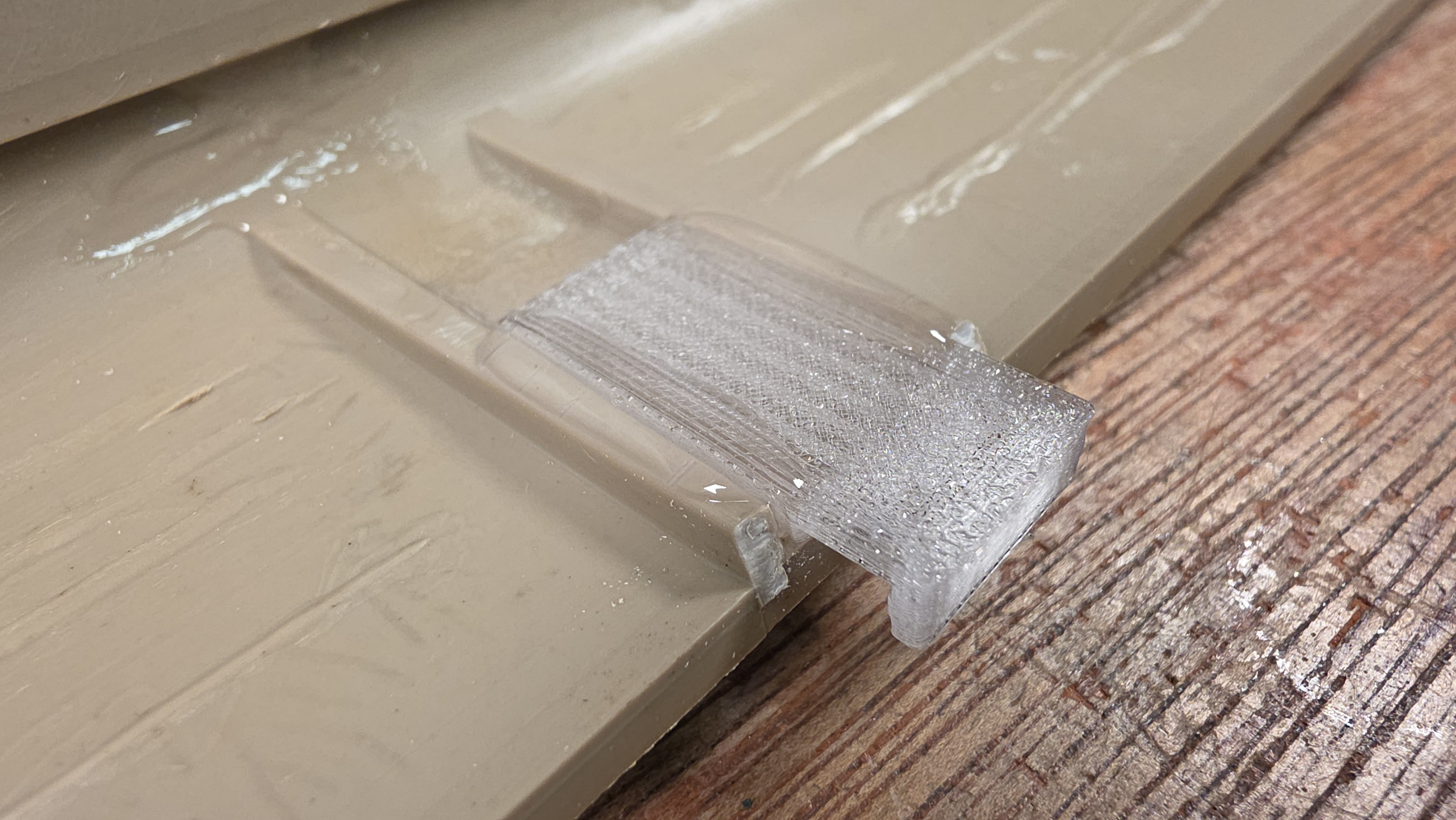 C64 Case Clip