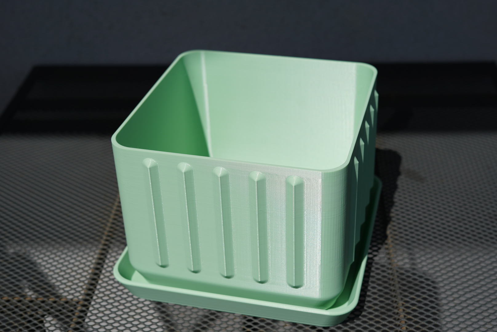 Miniatura 2 do modelo 3D Modern big square planter