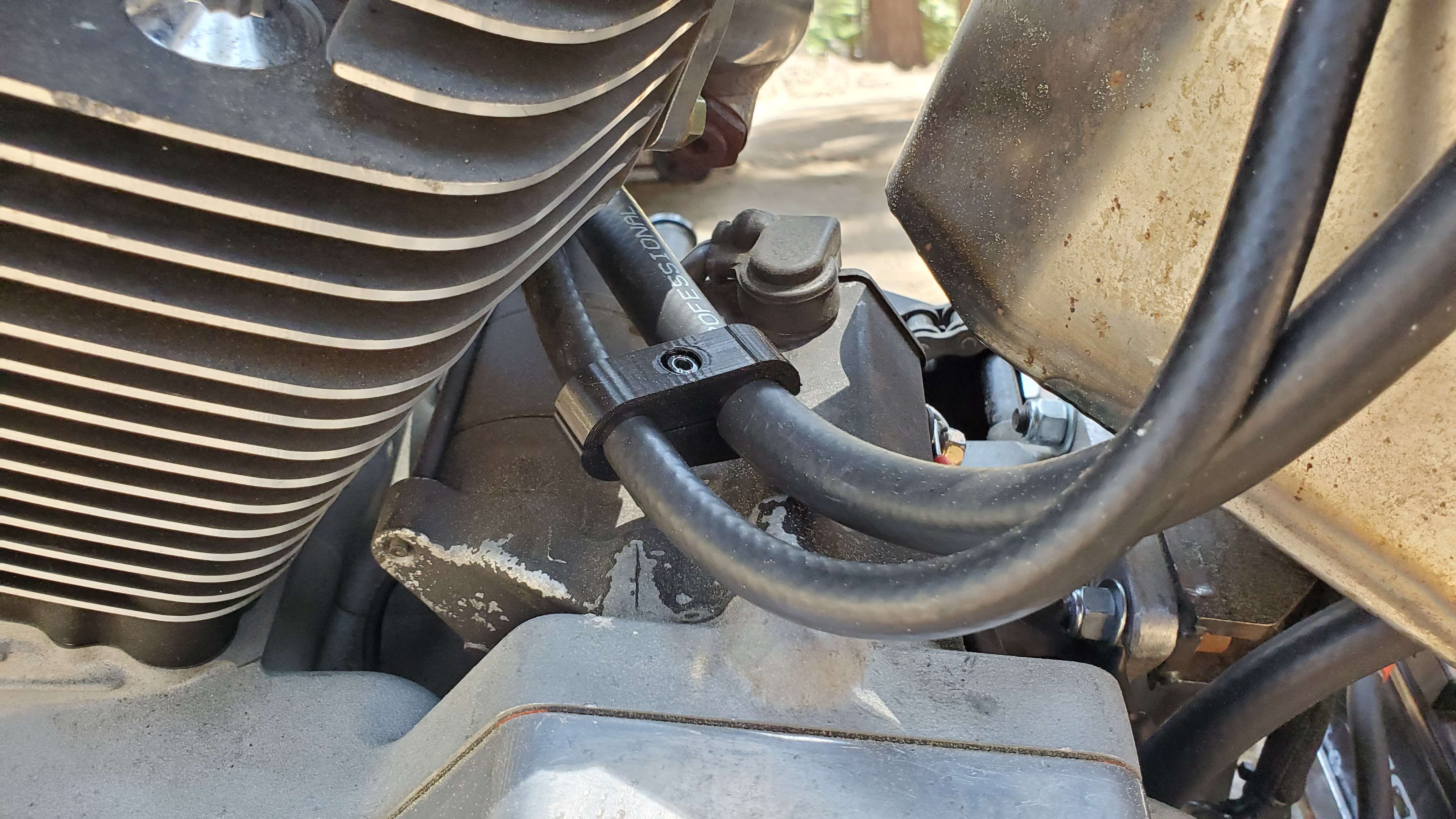 Harley-Davidson Sportster Oil Line Separator