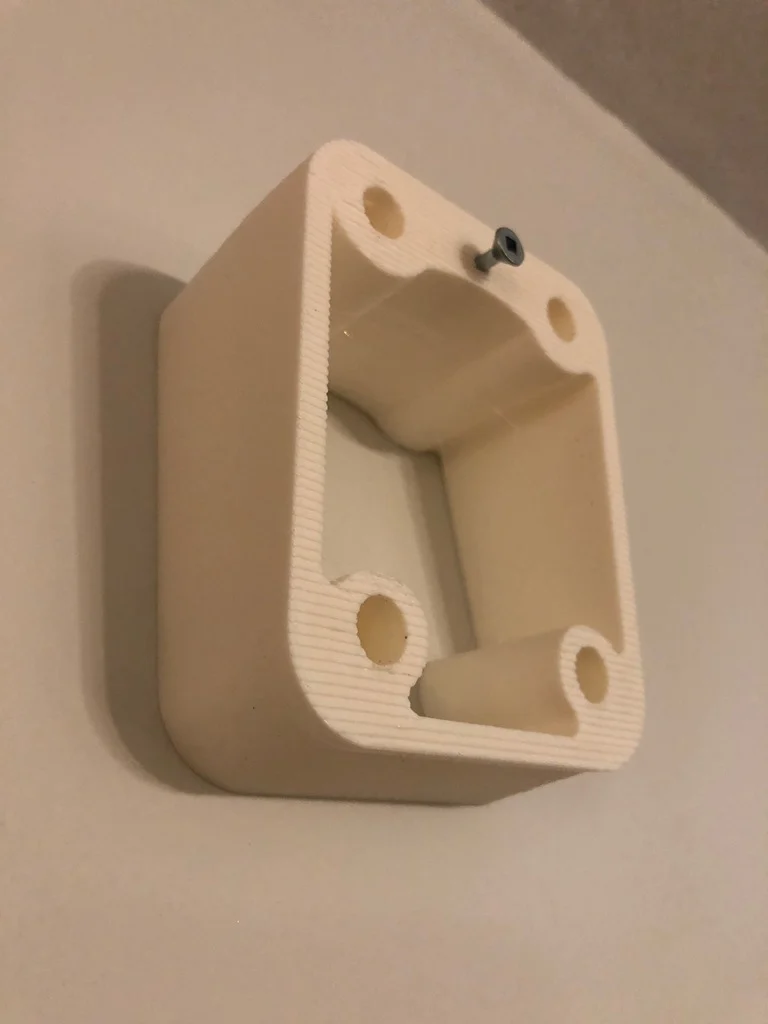 Simple Angled Speaker Mount by clytr0n Download free STL model