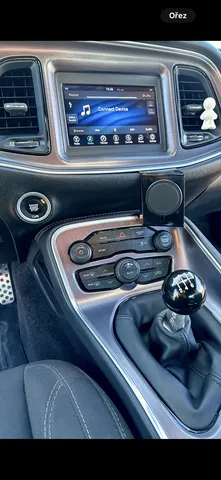 Dodge Challenger magsafe charger phone holder