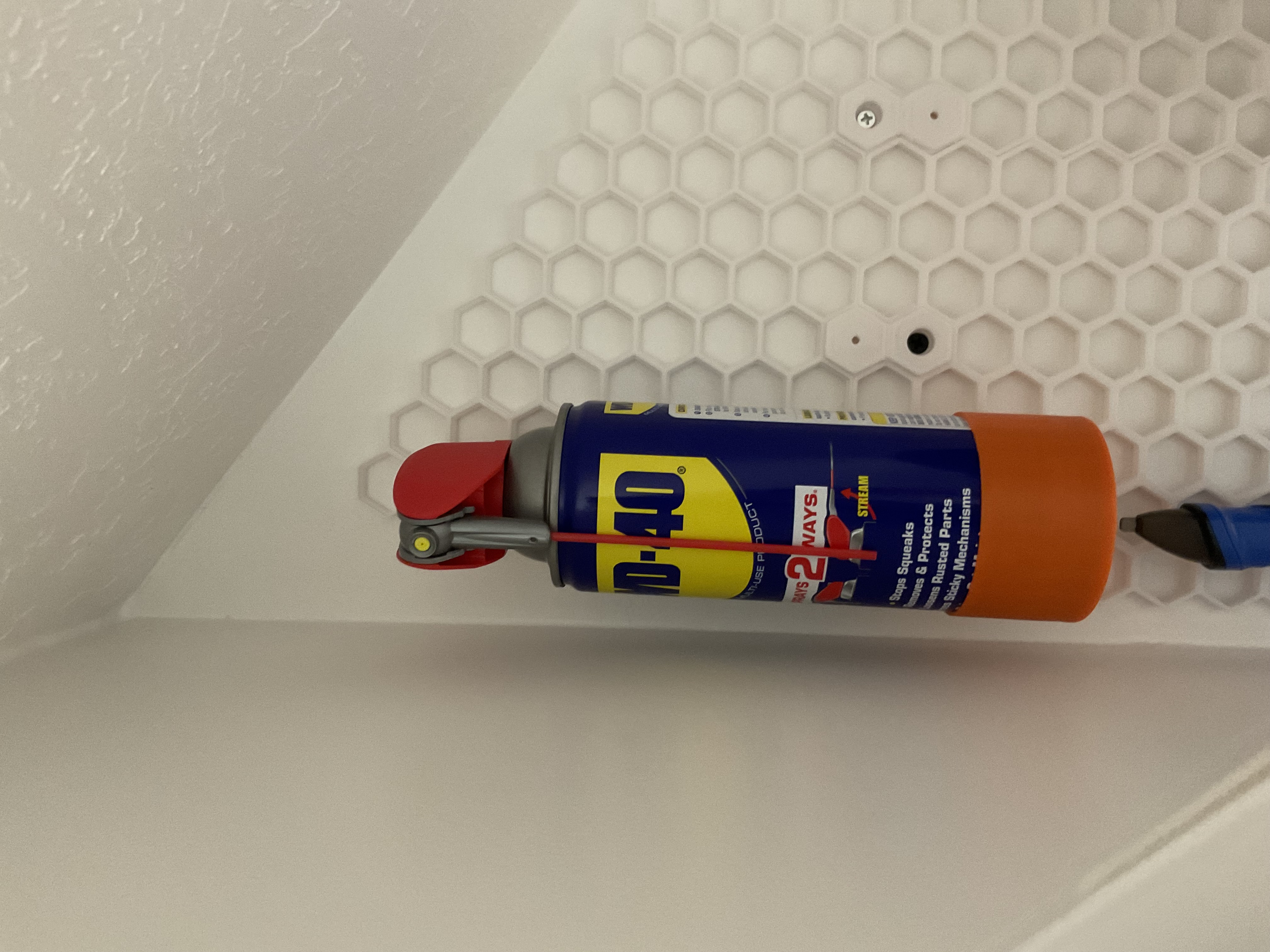 [HSW/Multiboard] WD40 Can holder