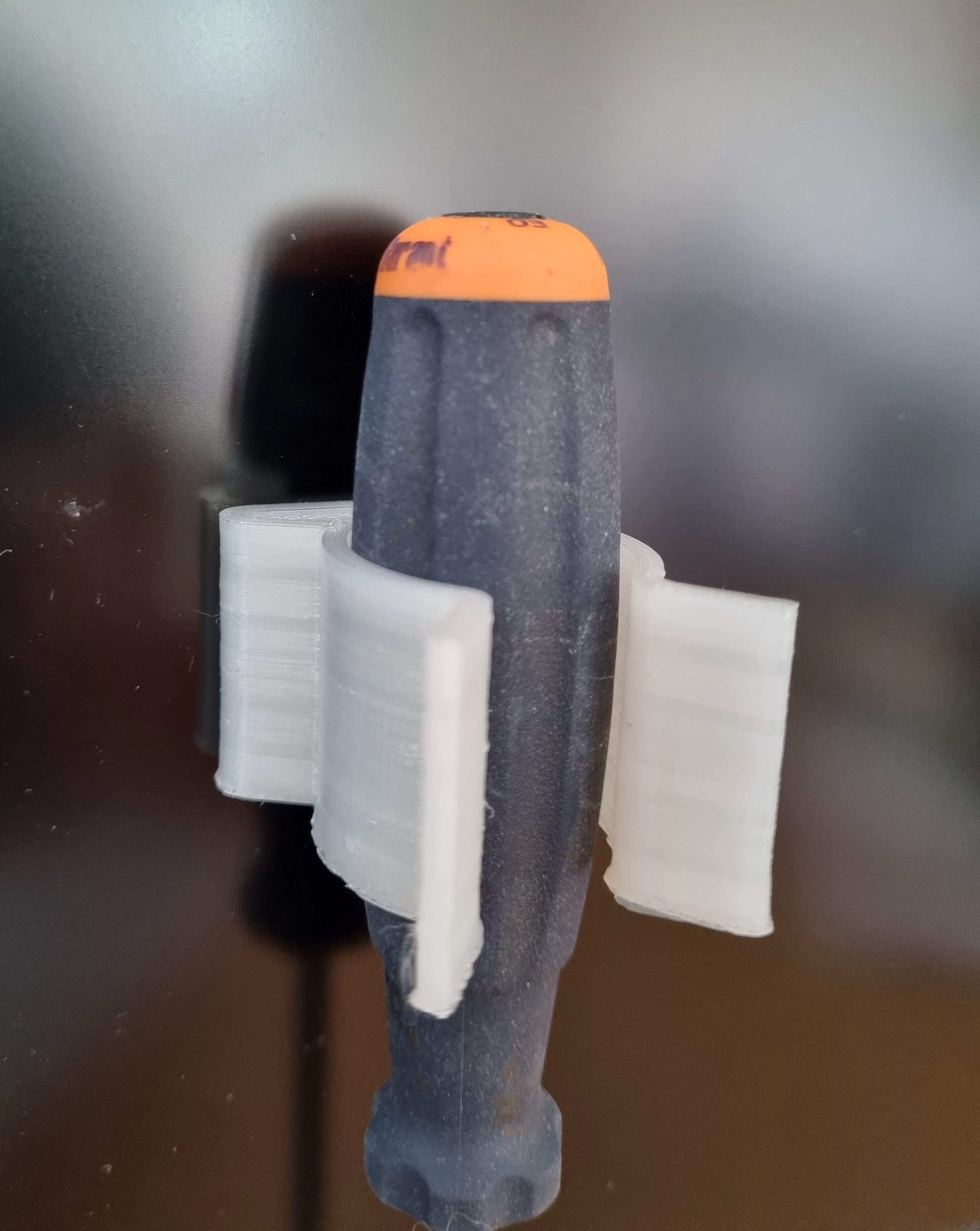 Tool holder clip