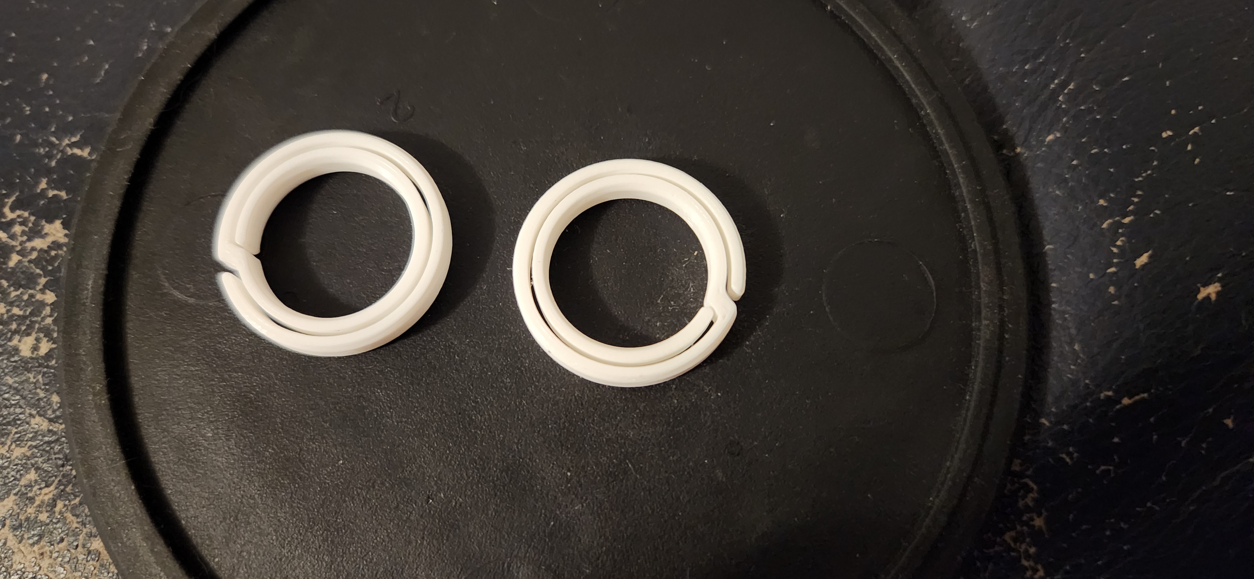 Chain rings smooth edge