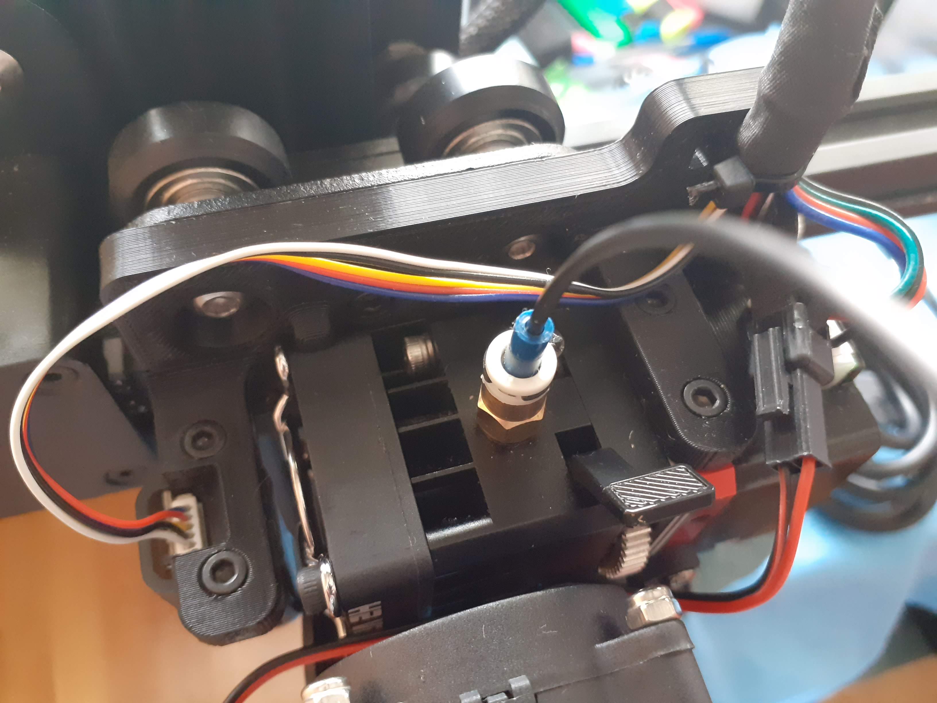 Ender 3/Pro BIQU H2 /V2/V2s Plate with CR-touch mount by Nick Tselikos ...