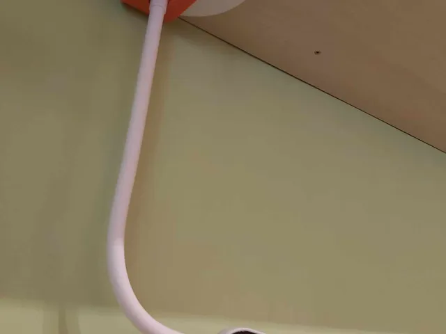 Lamp Holder (Držák lampy)